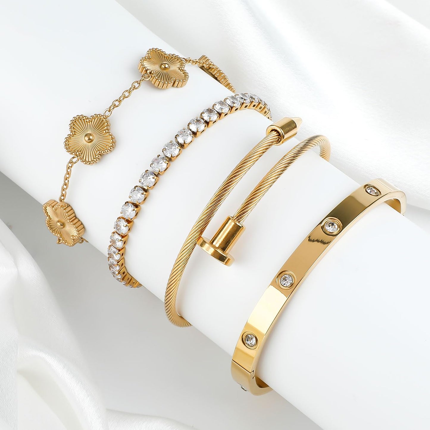 18K Gold Plated Clover Bracelet Bangle Set, 4pcs Stackable Four Leaf Gold Bracelet Set for Wife Mom Girlfriend