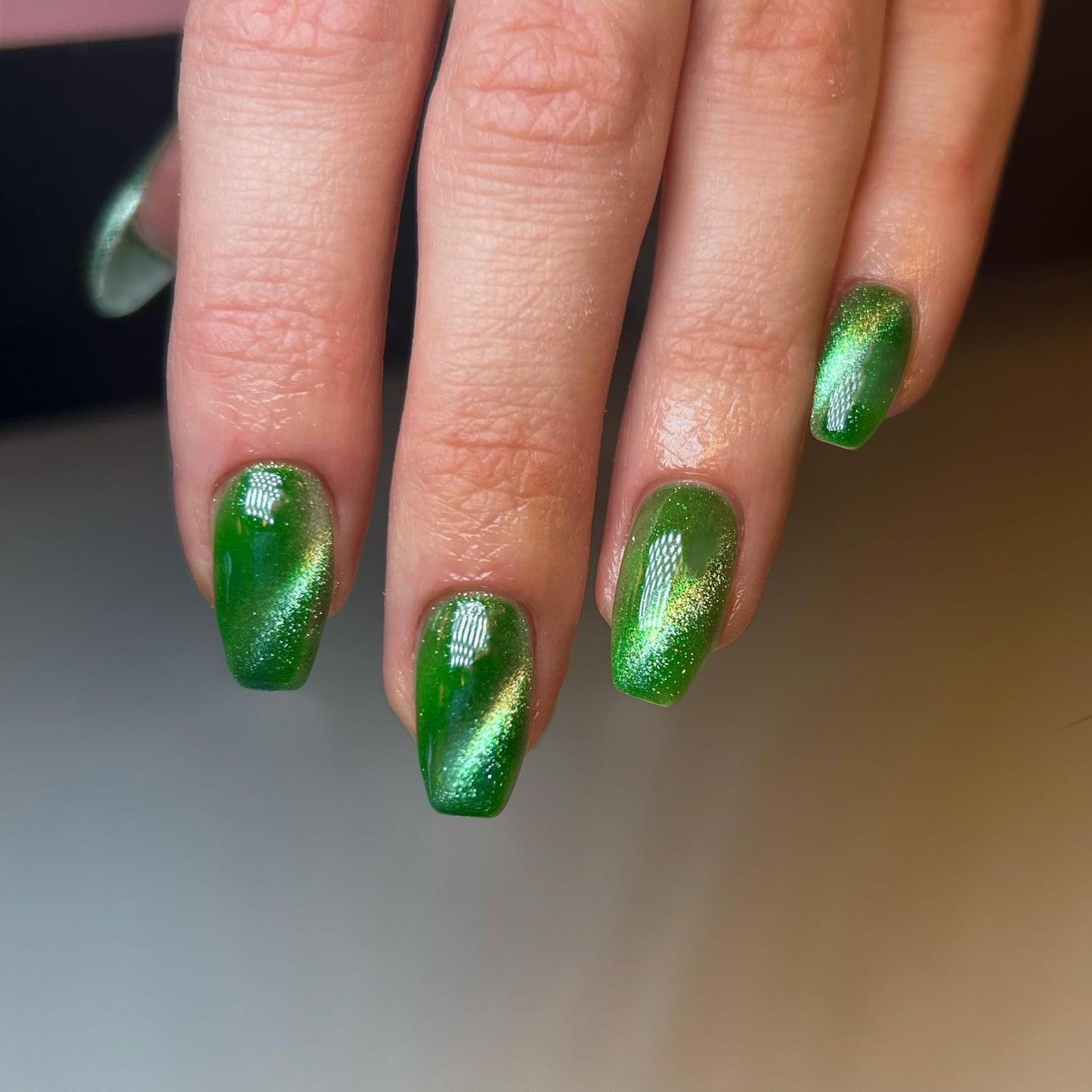 Medium Short Press On Nails Square - Spring Cat Eye Green Fake Nails Coffin Acrylic Nails Press ons Glue on Nails Opaque Glitter Short False Nails in 30 Pcs for Women