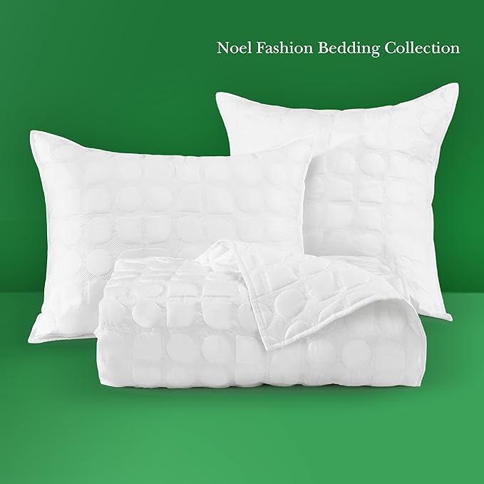 kate spade new york Noel King Quilt Bedding Set, 200 Thread Count and 100% Cotton Cover, All Season 3 Piece Reversible Bedding Set, Machine Washable, Marshmallow