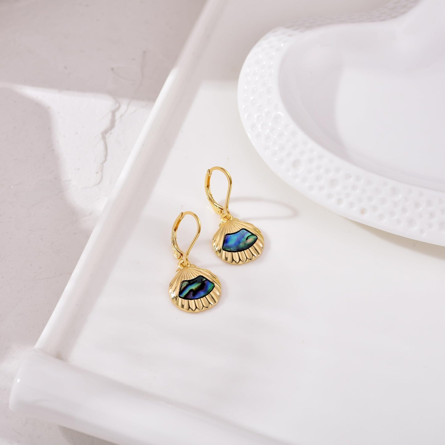 HELORET Clam Shell Earrings Abalone Gold Dangle Drop Gold Plated Earrings Beach Shell Jewelry for Women