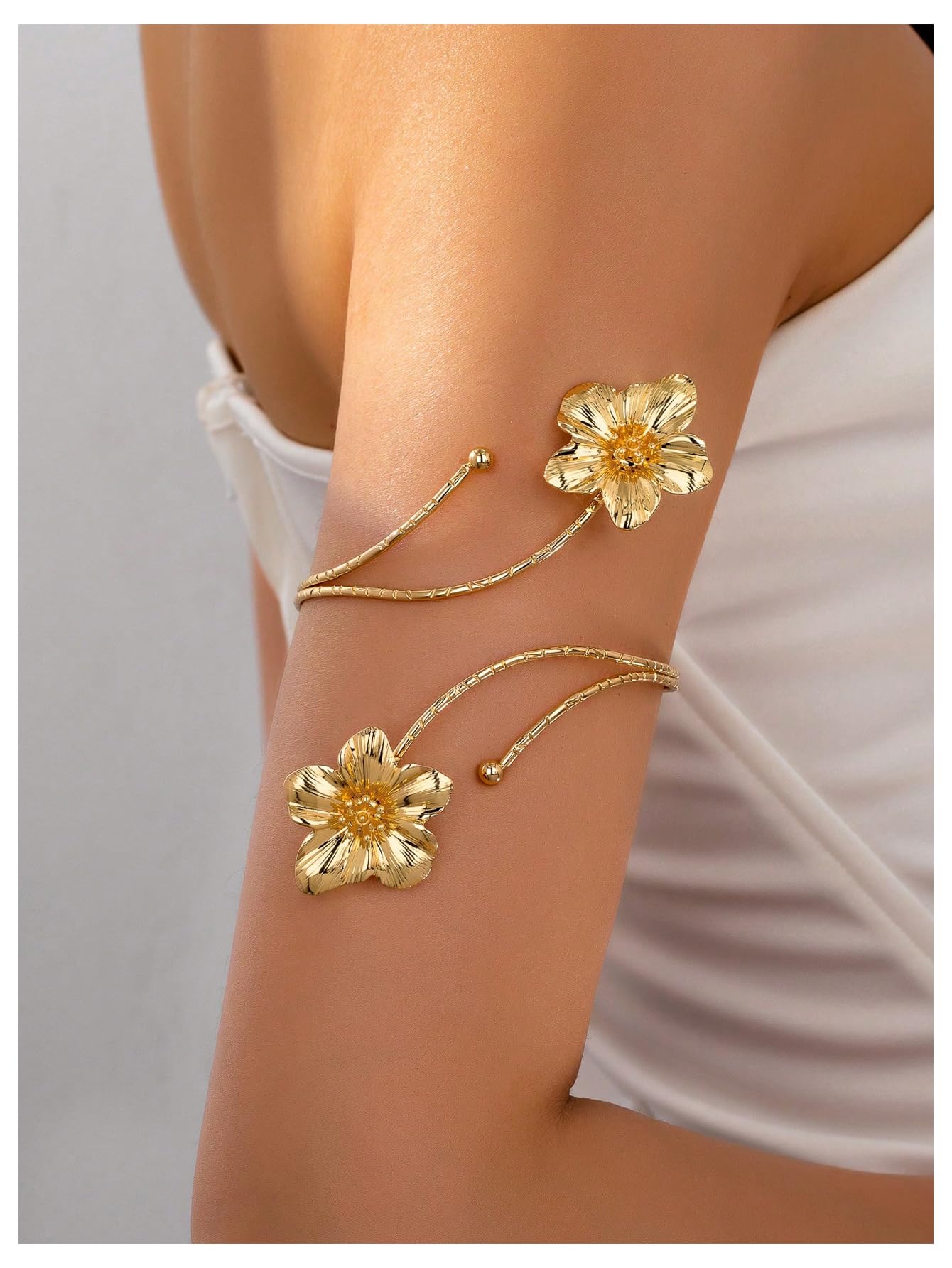 MakeMeChic Beach Gold Arm Cuff Jewelry for Women Bangle Band Armlet Flower Upper Arm Cuff Bracelet Summer Beach Essentials Gold Floral One-Size