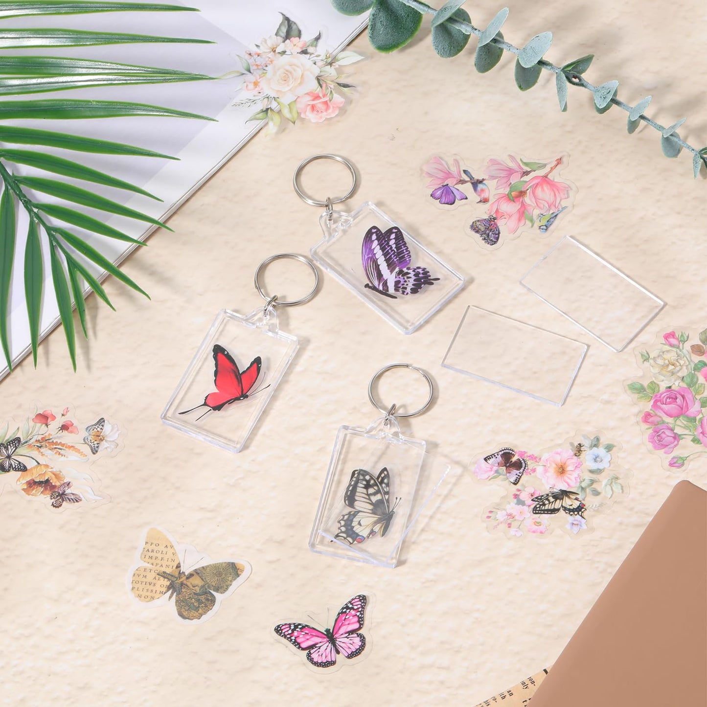 SHENLIU 150 Pack Clear Acrylic Photo Picture Keychain Blank, Double Sided Photo Insert Keychain Fit 1.1 × 1.8inch Pictures, Blank DIY Picture Frame Keyring with Split Ring DIY Craft