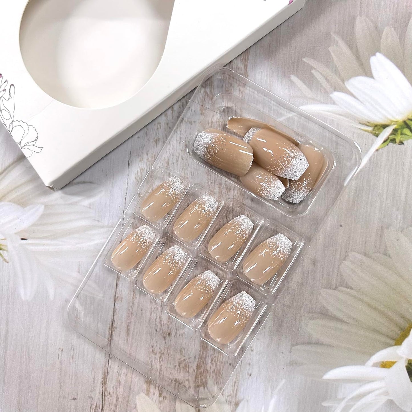 Press On Nails Medium Ballet White Glitter Powder Gradient Stick On False Nude French Coffin Acrylic Full Cover Artificial Reusable Glue On for Women