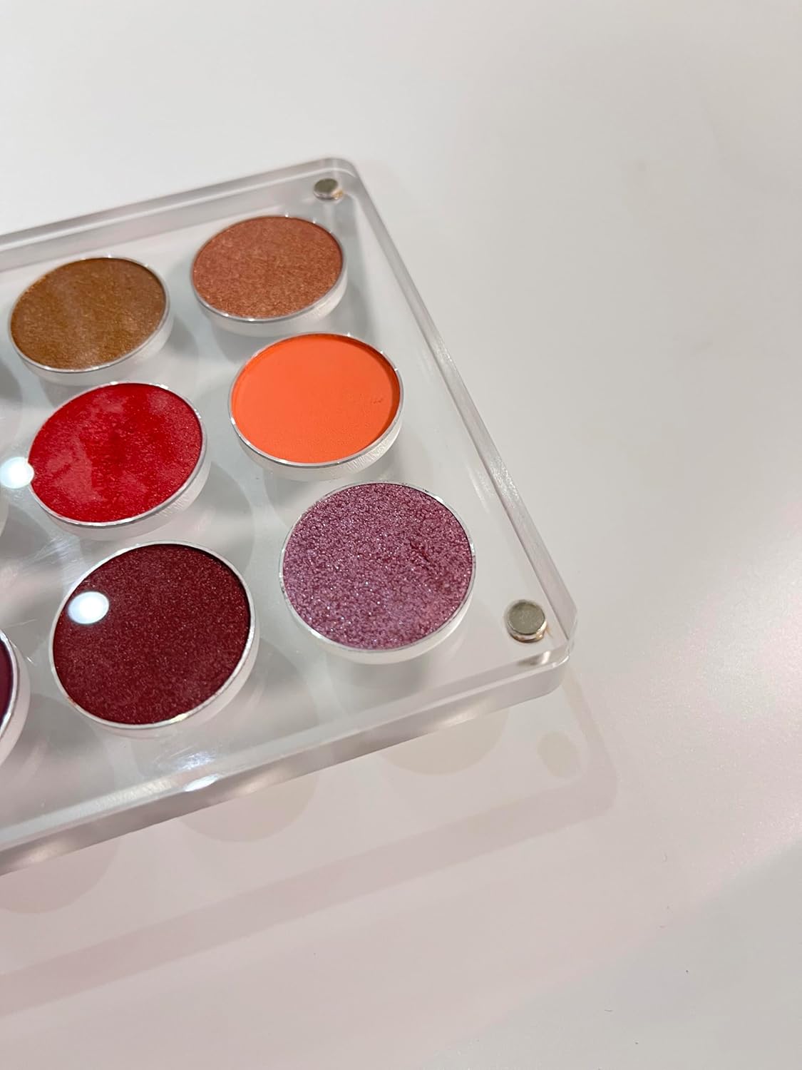 New EMPTY Magnetic Eyeshadow Palette DIY Acrylic All Transparent Elegant Eye Shadow Makeup Palette 26mm*15 holes