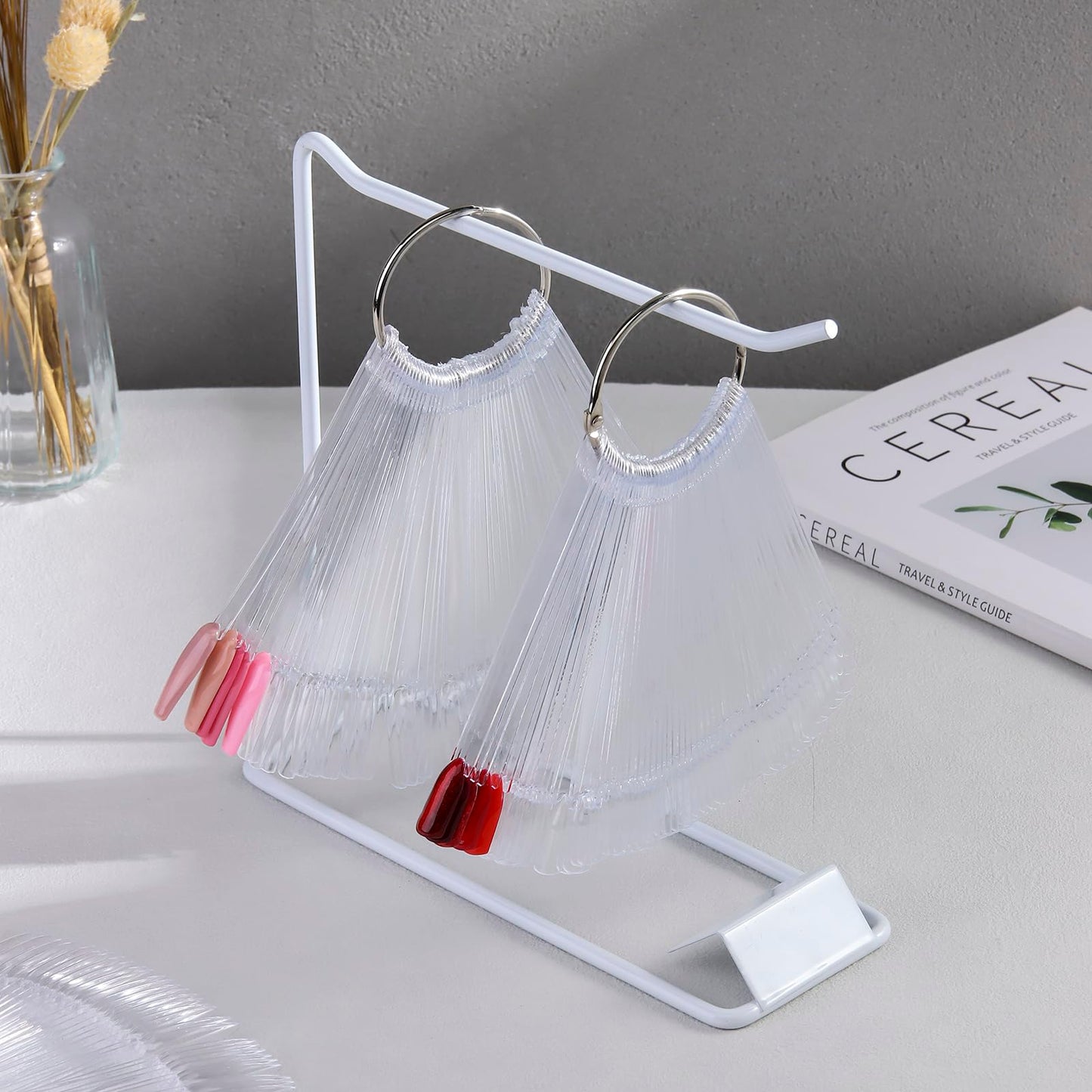 150 Pcs Nail Swatch Sticks with Ring & Nail Art Display Stand Storage Rack, Clear Fan-shaped Display for Nail Art Polish Practice, False Nail Sample Tips Nail tech Supplies for Home or Salon Use