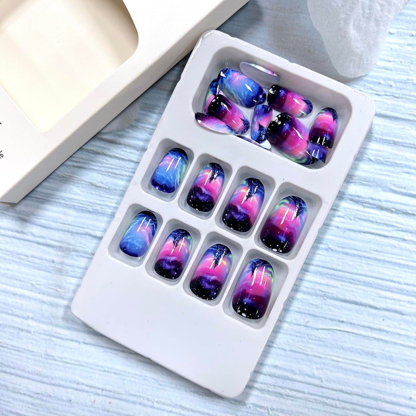 Press On Nails Medium Aurora Mountains, Sea of Clouds Design Oval Shaped False Nails - Artificial Glossy Full Cover Acrylic Coffin Nails - Reusable Glue On DIY Stick On for Women 24Pcs