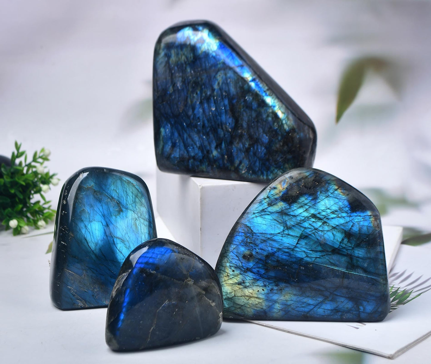 FZBHRO Large Labradorite Rock Polished Slab Block Healing Crystal Stone for Meditation Gift Home Decor 1.7-2.2 Pound