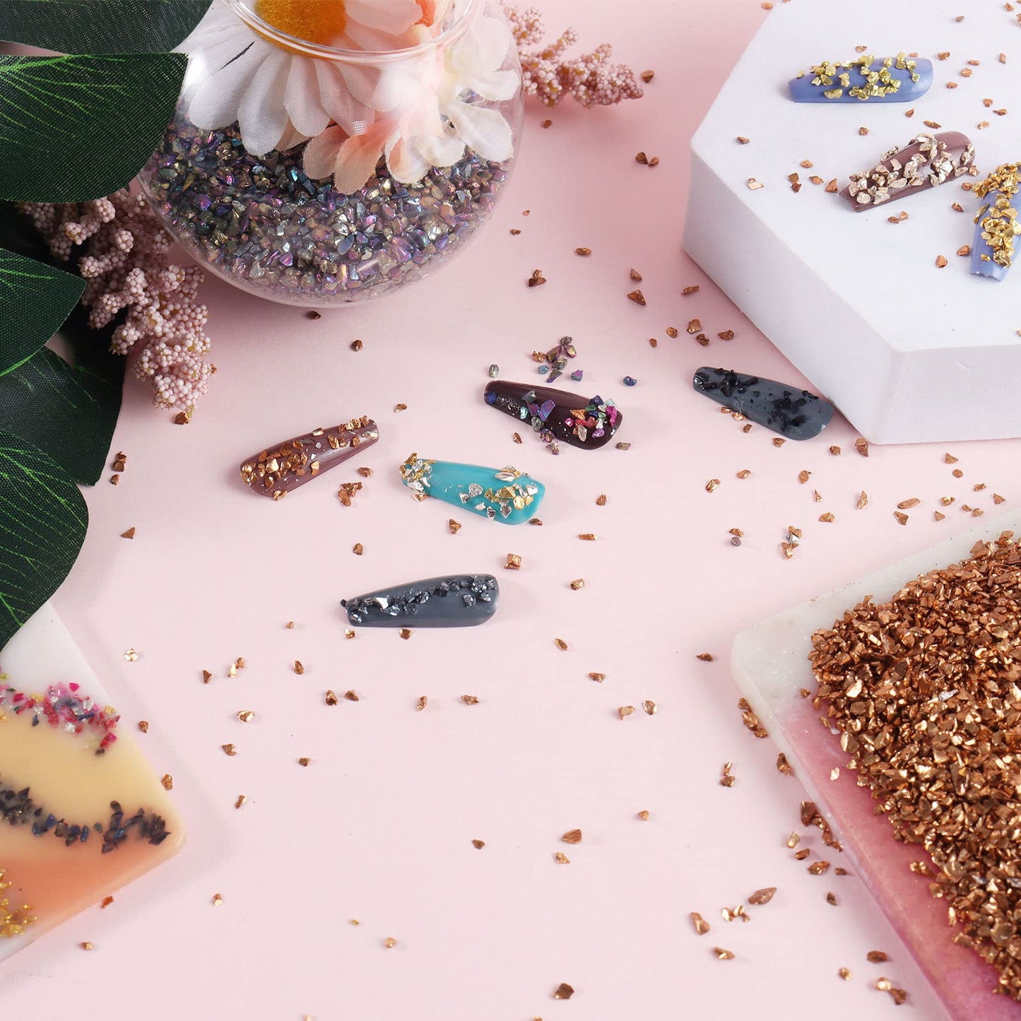 Ceya 5.3oz/ 150g Crushed Irregular Glass Shallow Gold Metallic Crystal Chips Broken Glass Glitter 2-4mm Craft Glitter for Nail Arts Epoxy Resin Mold Coasters Ornament Painting Geode Phone Case Jewelry