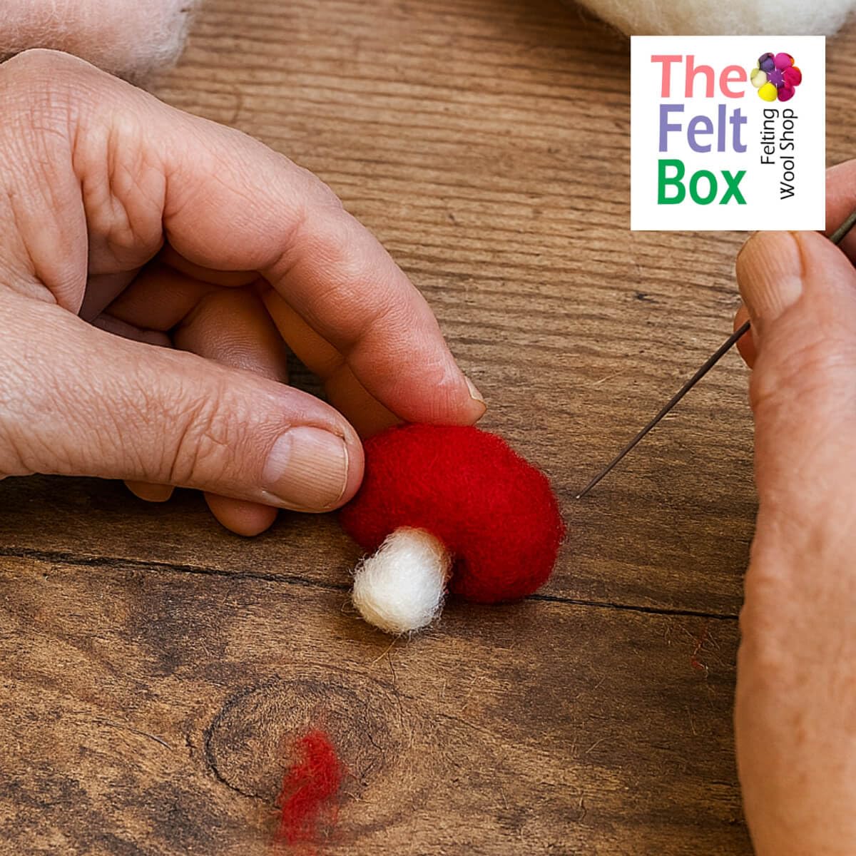 The Felt Box Roving Wool Red for Felting – 100g Carded Batts (3.5oz) Core & Craft Wool