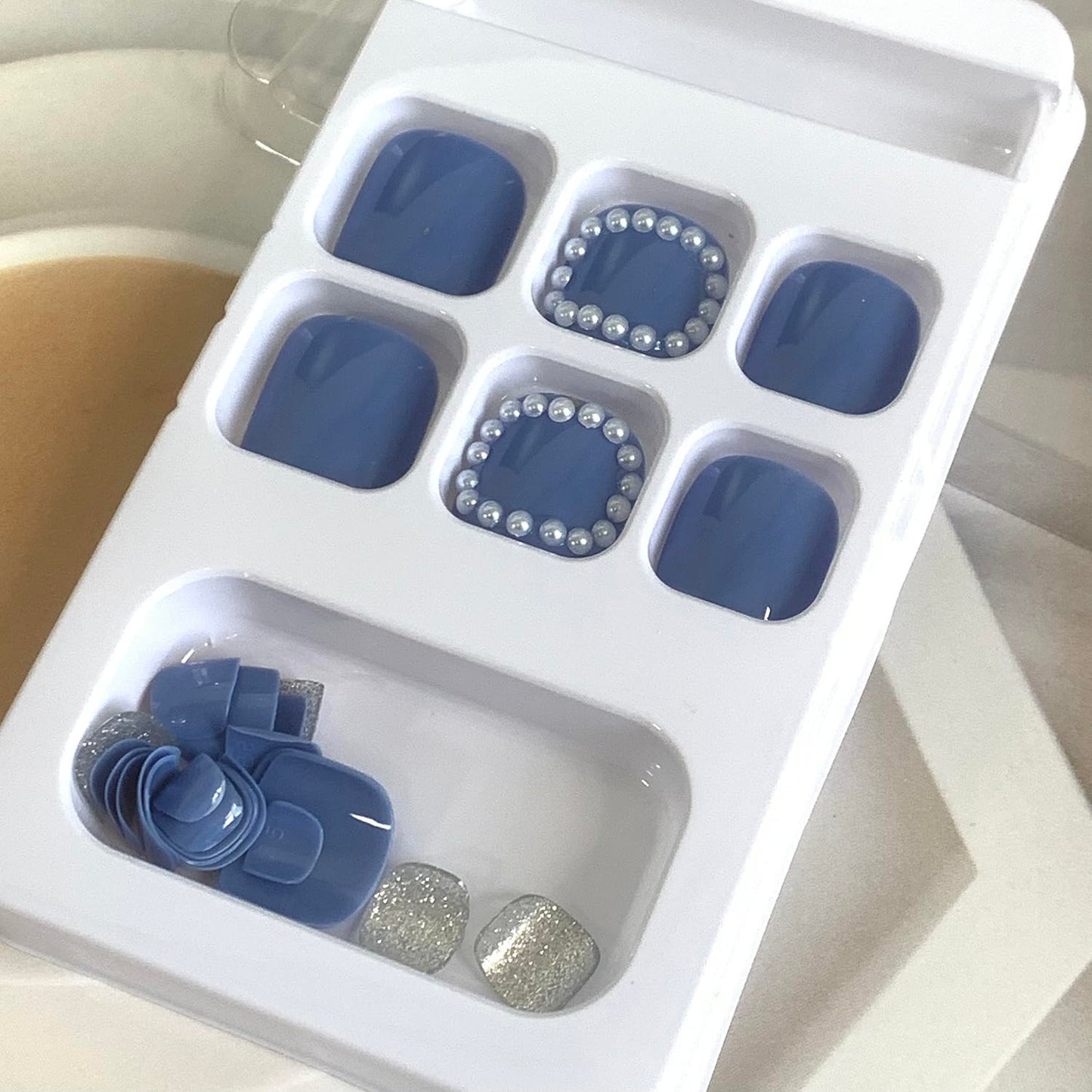 Vezocim Blue False Nails Sets, Press on Toenails Coffin with Pearl Designs, Full Cover Artificial Acrylic Fake Nails for Toe, Glue on Toenails with Charm, Stick on Toe Nails for Women
