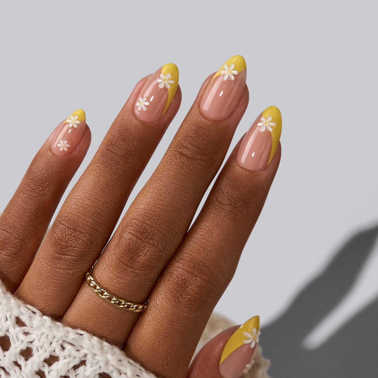 BTArtbox French Tip Press On Nails - Lamp-Curable Short Almond Press On Nails with Glue for Women, Semi-Transparent Soft Gel Glue On Nails in 16 Sizes - 32 Stick On Nails Kit, Daisy