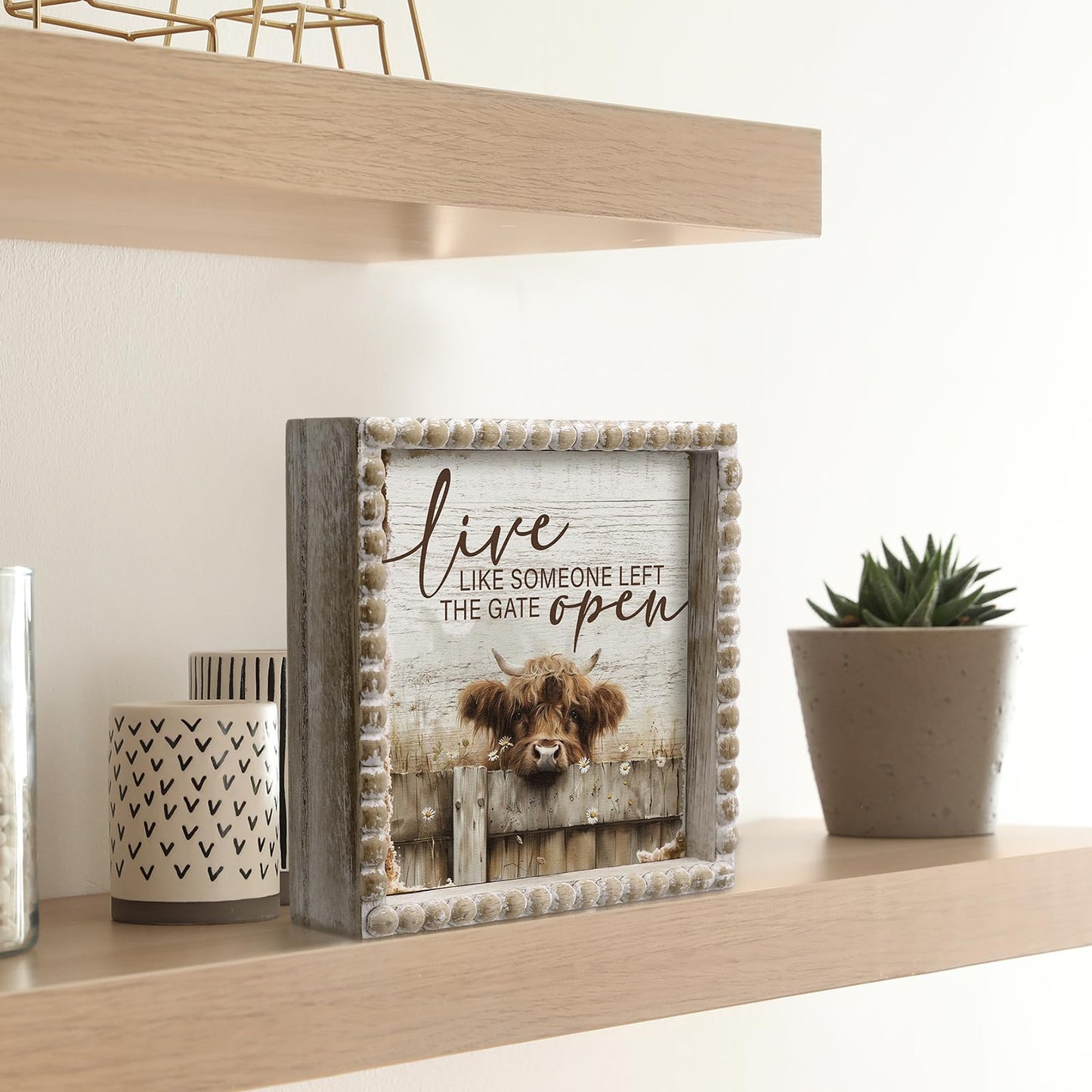 Yousoontic Highland Cow Farmhouse Bathroom Decor Wooden Sign Rustic Western Bathroom Decor 6 Inch Funny Restroom Decorative Plaque for Home Kitchen Shelf Table (Live Like Someone Left the Gate Open)