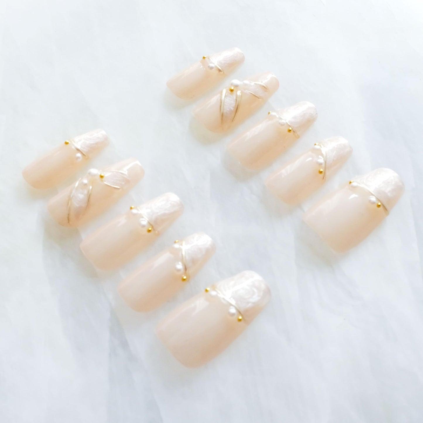 [GLORS] Luxury Pearl Press-on Nails, Long Ballerina Shape, Gold Accented Artificial Nails Set, Handmade False Nail 10 Pieces (XS, LS)