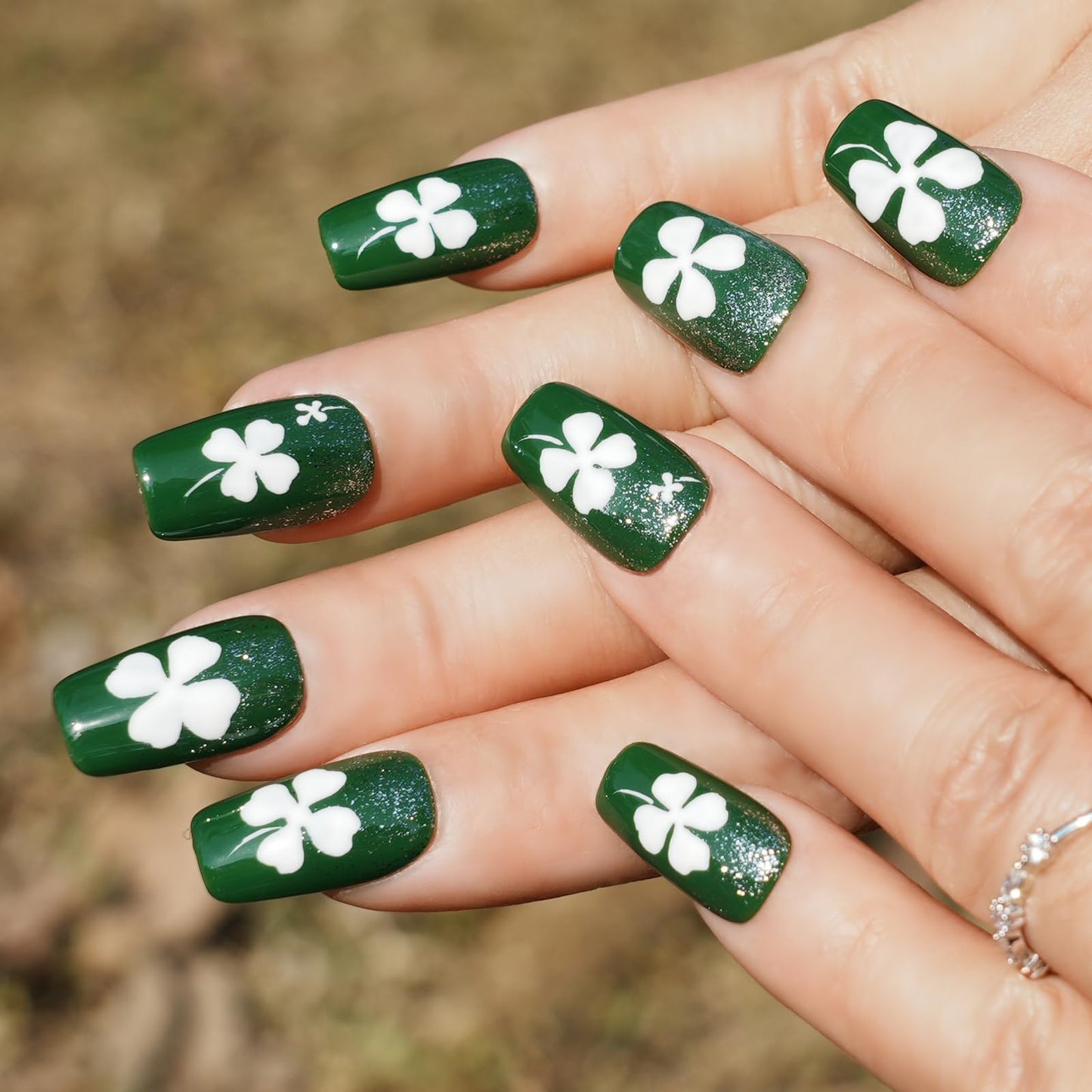 Tesytto Medium Square Press On Nails Acrylic Green Fake Nails with Silver Glitter Design & White Clover Print, Stick on Nails for Women (Size L)