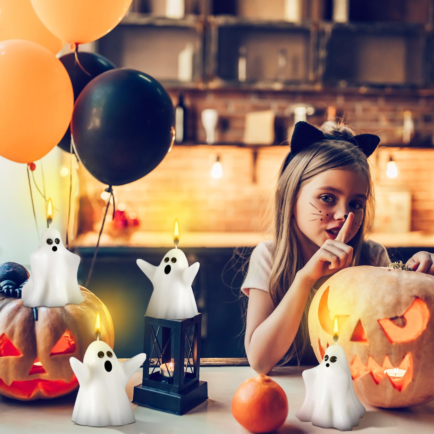 Minatee 4 Pieces Large Halloween Ghost Candles Ghost Spooky Decor Burning White Scented Wax Candles Gifts for Boo Basket Stuffers Halloween Room Table Indoor Decorations, 2 Style