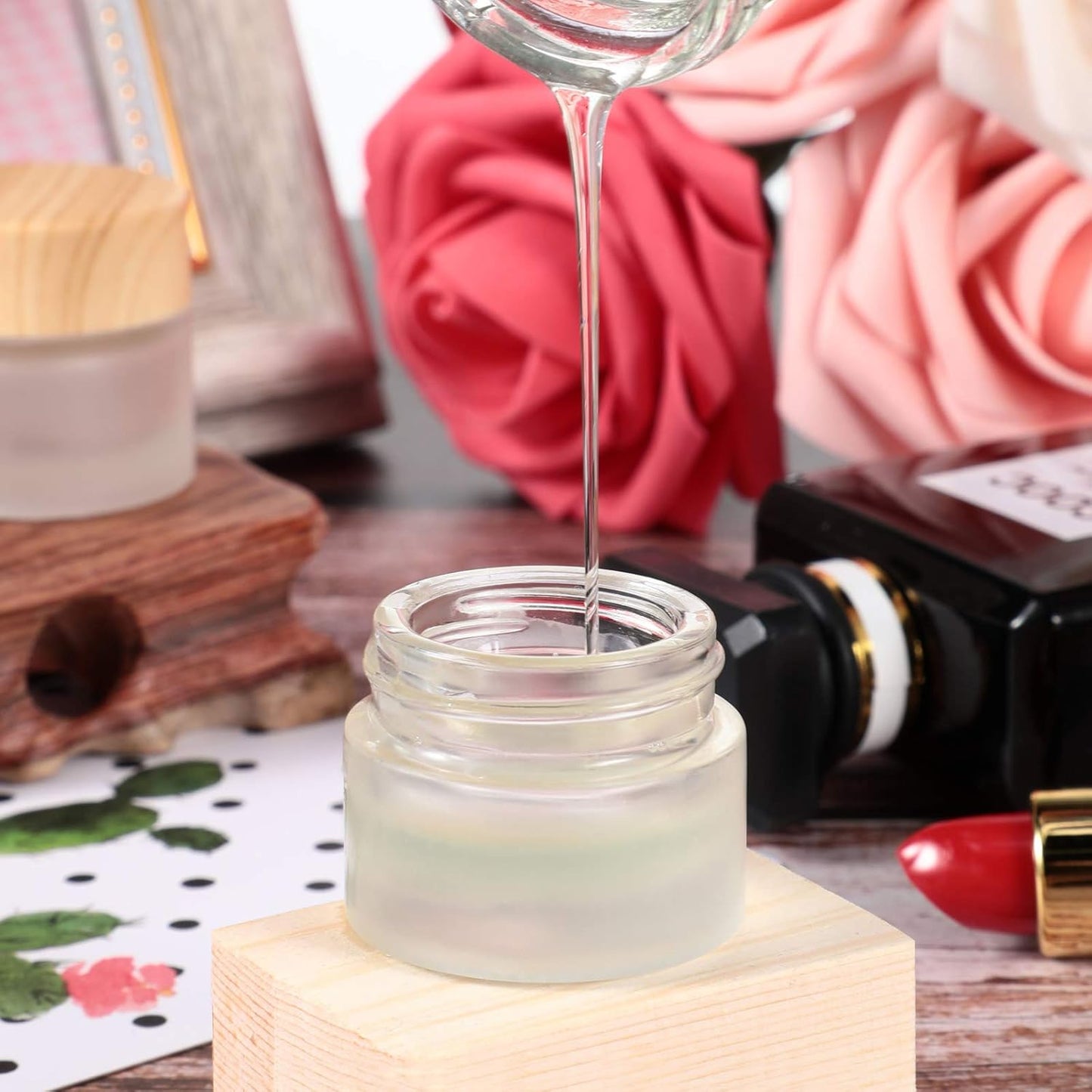 Geiserailie 30 Pieces Glass Cosmetic Containers Empty Sample Jars with Leak Proof Lids Makeup Sample Containers for Lotion Cream Cosmetic (30 Gram)