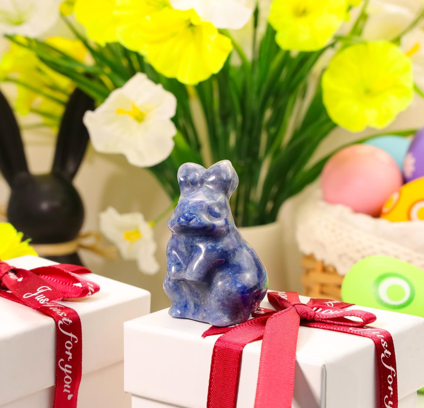 DUQGUHO Black Obsidian Bunny Decor Crystals Rabbit Statue Pocket Polished Natural Gemstone Crystals Figurines for Easter Decoration Office Room Desk Decor 1.5’’ Gifts for Women 1PC