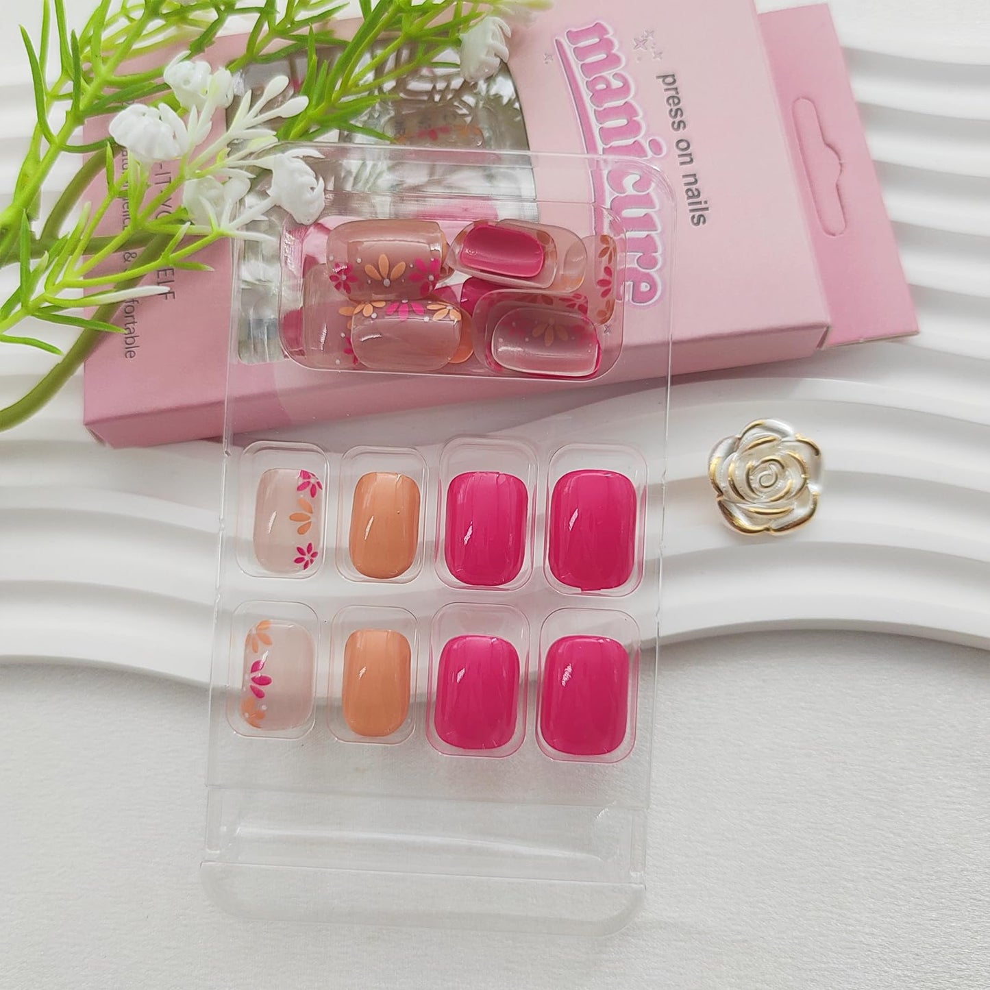 Fall Press on Nails Short Square Fake Nails with Flower Designs Pink Nails Press ons Cute Acrylic Nails for Women 24Pcs