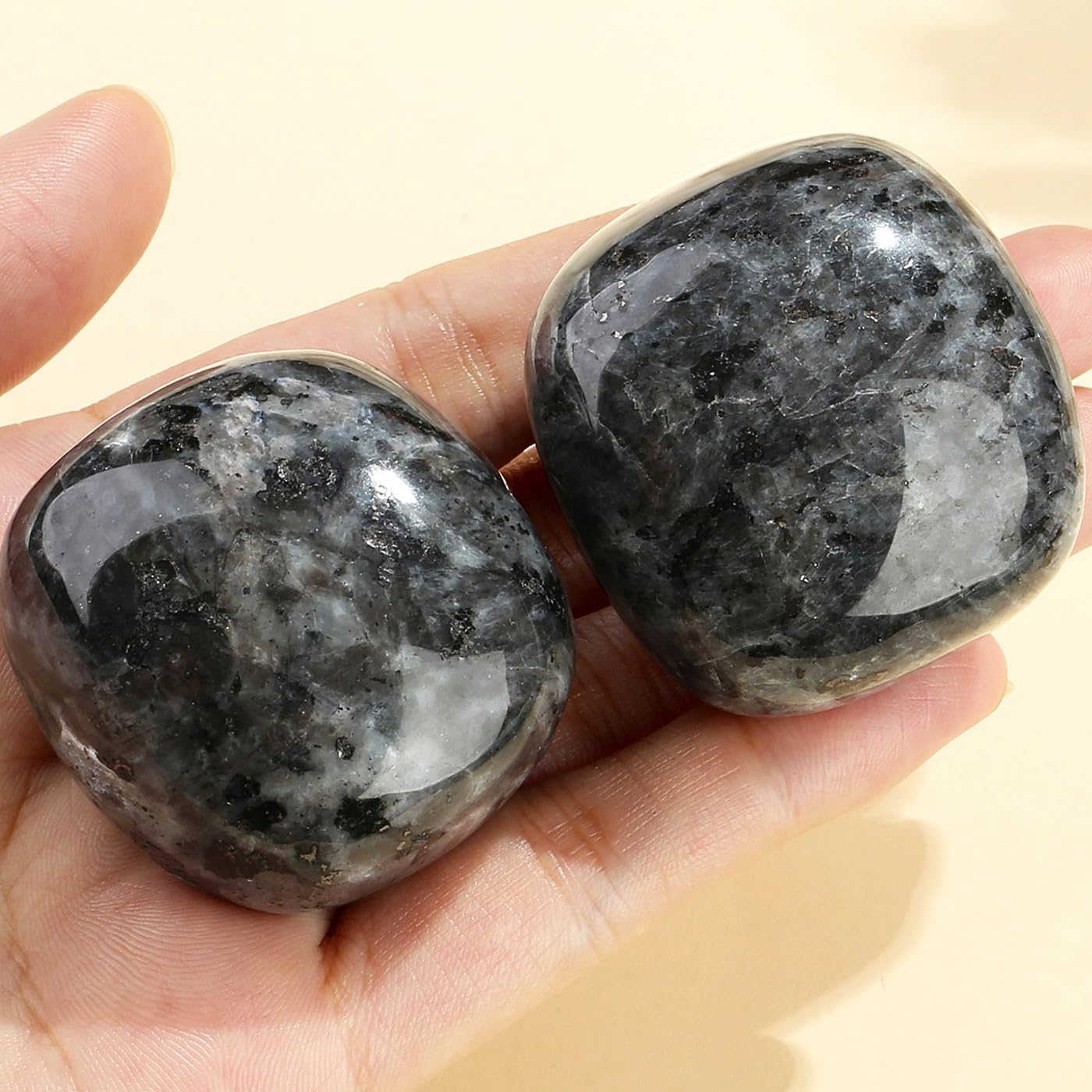 MAIBAOTA 1.6-2.0" Labradorite Crystal Large Reiki Natural Tumbled Polished Stones for Energy Witchcraft Therapy Meditation DIY Crystals for Protection