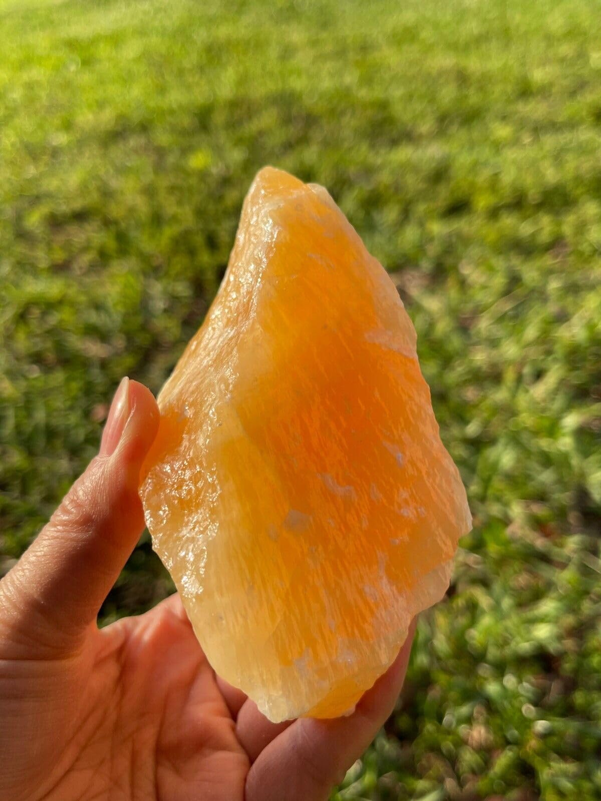 GAF TREASURES XL Orange Calcite Raw Stone, 3-4" Natural Calcite Healing Crystal (Orange Calcite, 0.5-1 lb)