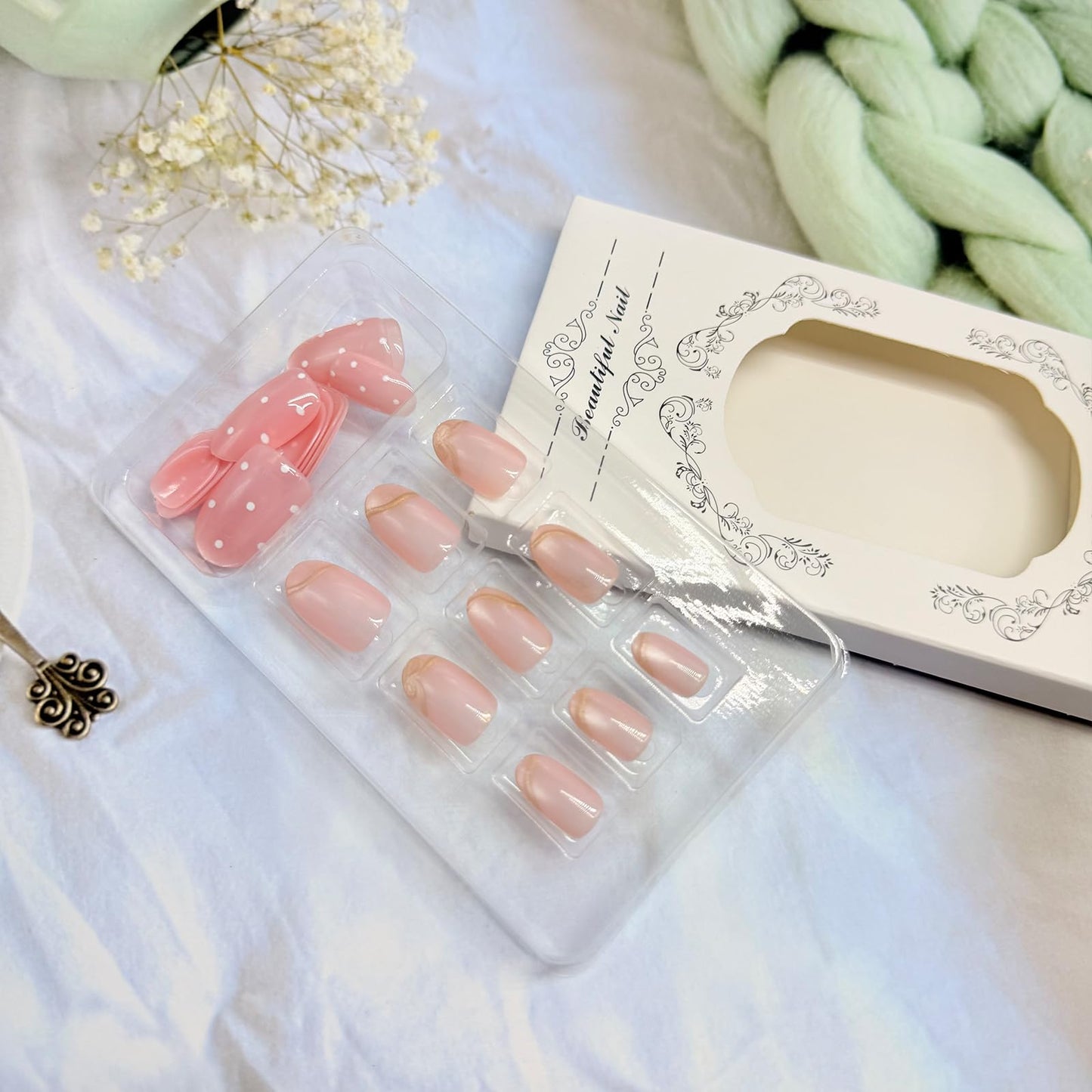 Polka Dot Press on Nails Medium Oval Fake Nails with Designs Gold Bow Stick on Nail Glitter Acrylic False Nail Cute Artificial Nail Press ons Glossy Full Cover Glue on Nails for Women