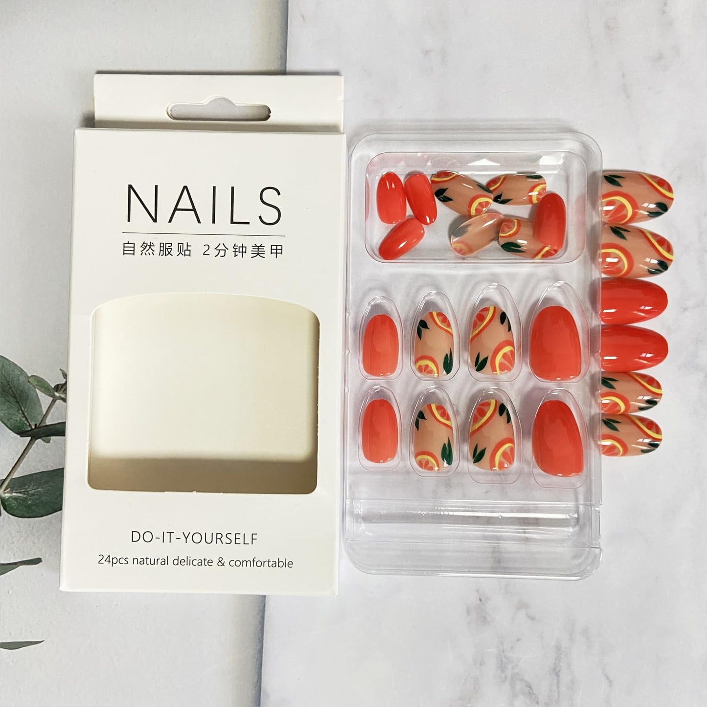 Orange Press on Nails Oval Short Fake Nails Glossy False Nails With Pomelo Designs Full Cover Stick on Nails Reusable Acrylic Artificial Nails Glue on Nails for Women Nail Art Decorations 24Pcs