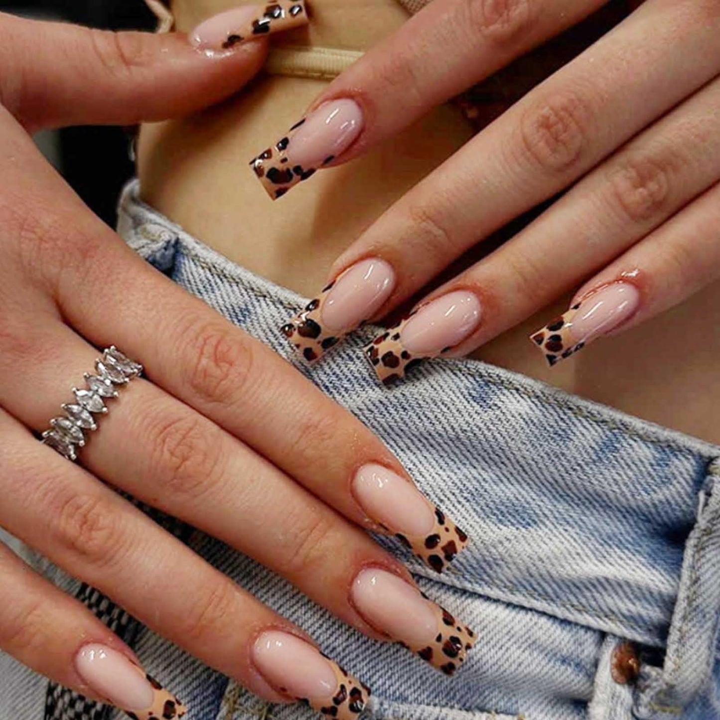 Hkanlre Square French Press on Nails Long Fake Nails Tips Full Cover Leopard Print False Nails for Women 24PCS