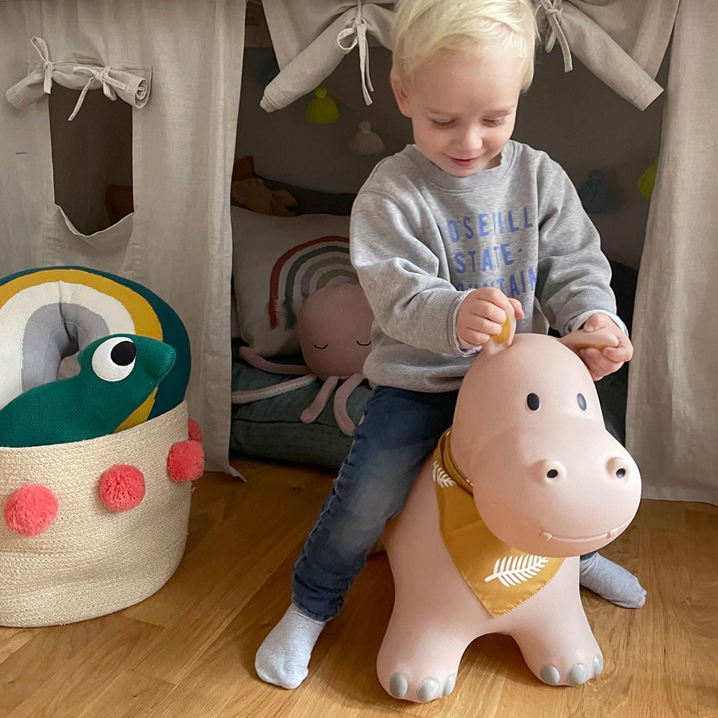 Kindsgut Bouncy Animal Hopper – Inflatable Bouncing Ride-On Toy for Kids & Toddlers Age 2+, Designed in Germany, Indoor & Outdoor, Hippo
