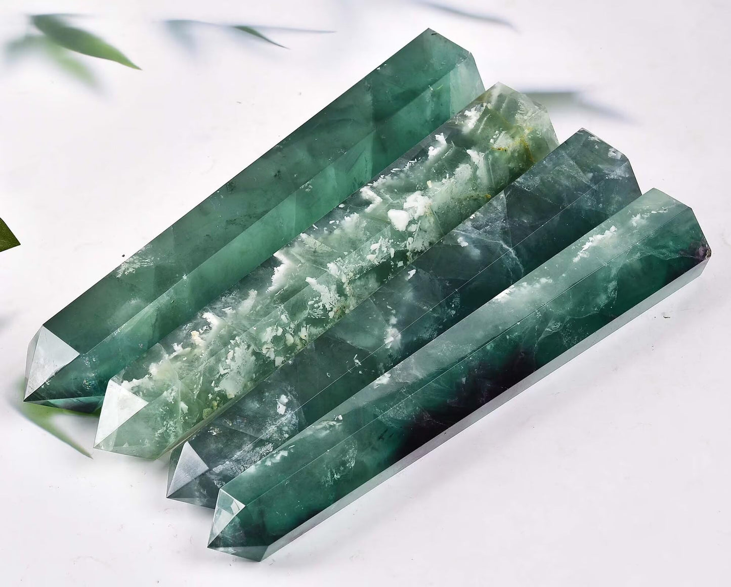 AMOYSTONE Extra Large Healing Crystal Obelisk Towers Green Fluorite Point Wand Home Decor Reiki Healing 2.2-2.6LBS