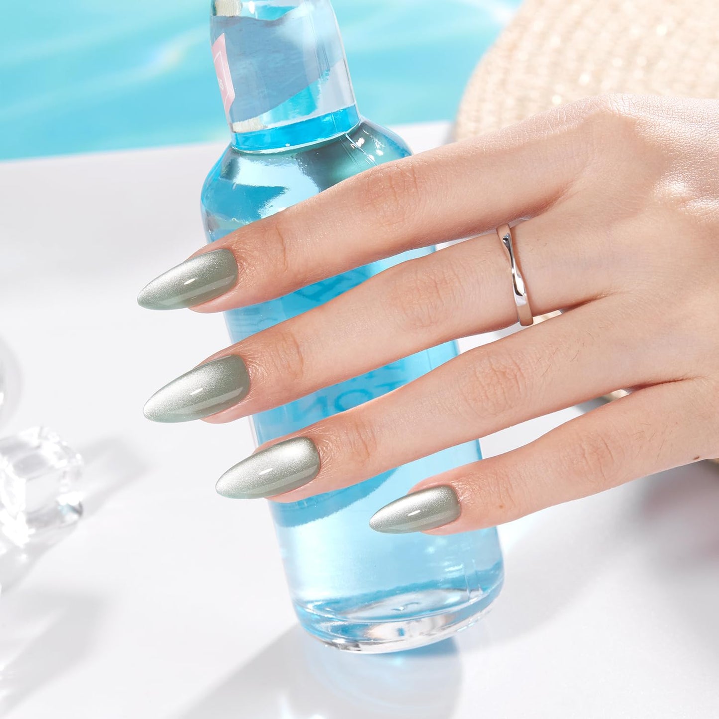 VSALON Almond Medium Press On Nails, Green Holographic Summer Cat Eye Chrome False Nails, Salon Quality Shimmer Fake Nails Kit - 32 PCS Stick on Nails in 16 Sizes with Glue & Cuticle Oil