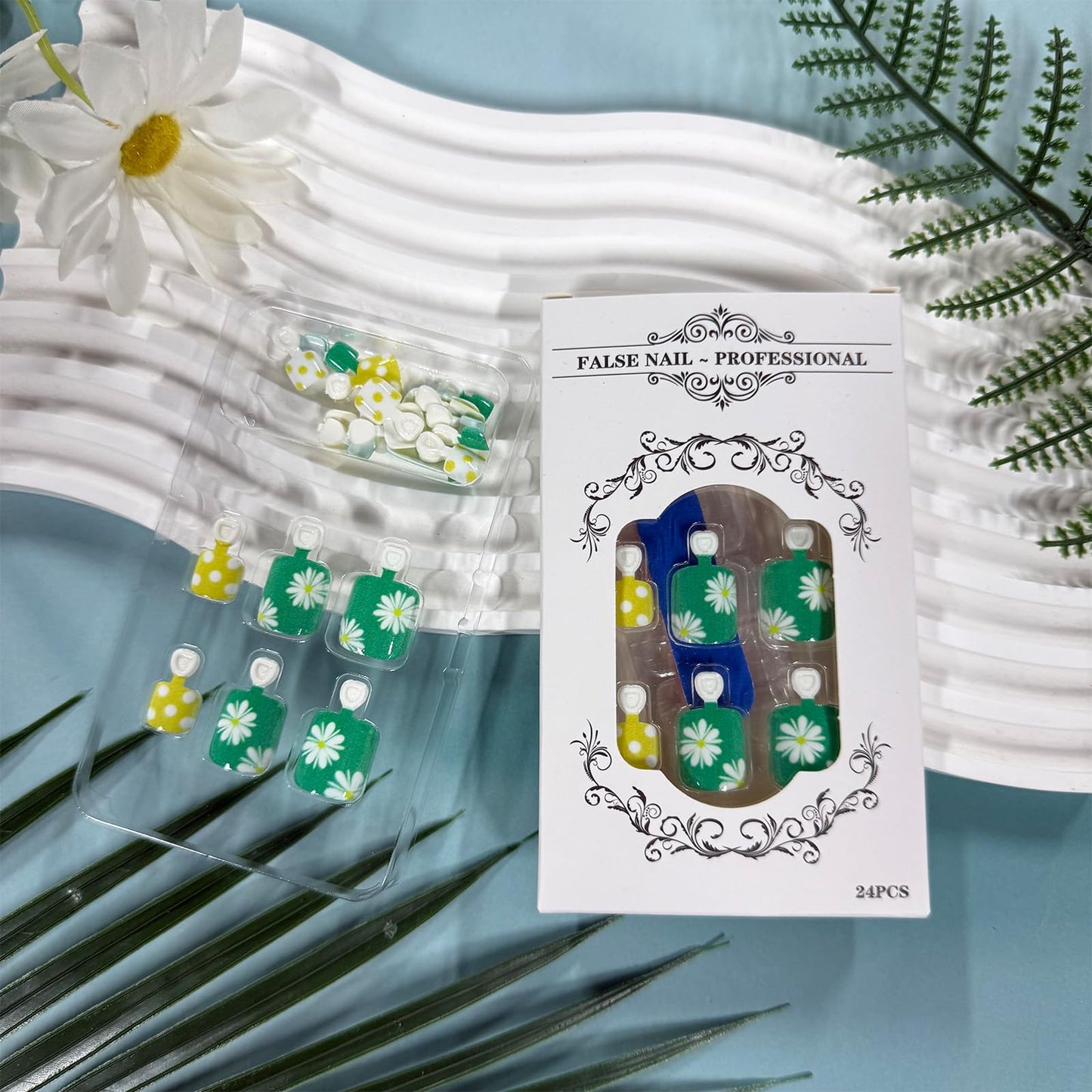 Spring Summer Press on Toenails Short Square Fake Toenails with Daisy Polka Dot Designs Yellow Green Toe Nail Press ons Reusable Acrylic Stick on Toe Nails for Women Manicure 24Pcs