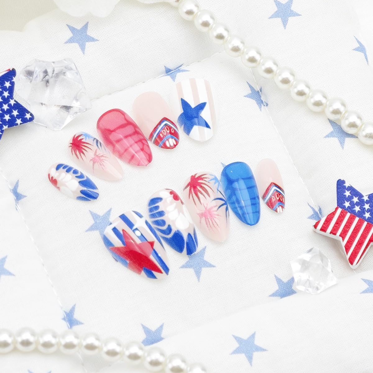 24Pcs Independence Day Press on Nails Short Almond Fake Nails Red White Blue Firework Star with Hand-Painted Palm Tree Summer Designs 4th of July False Nails Glue on Nails for Acrylic Manicure Salon