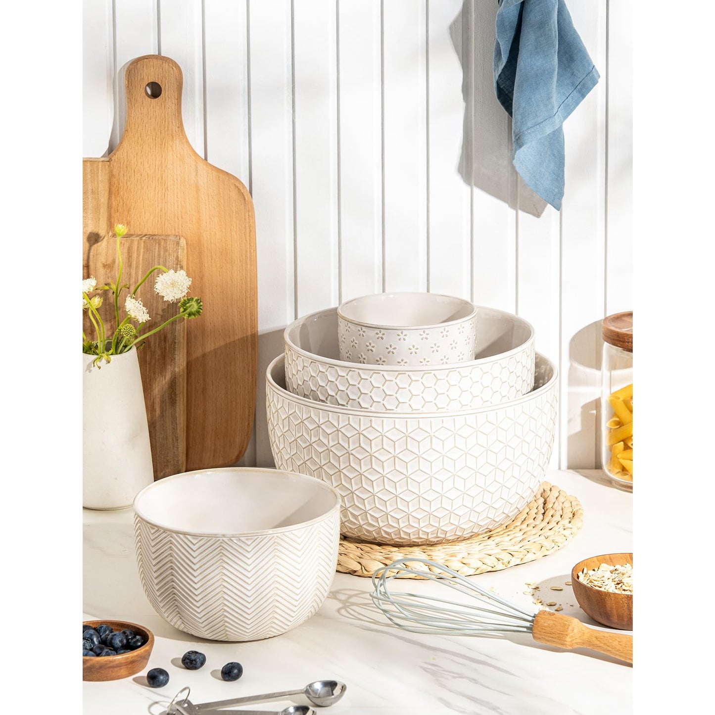 MIKIGEY Ceramic Mixing Bowls, Embossed Nesting Bowls Set of 4, Mixing Bowl Set for Serving, Baking, Cooking and Gift, Microwave and Dishwasher Safe, 20/47/99/148 oz, Off-White