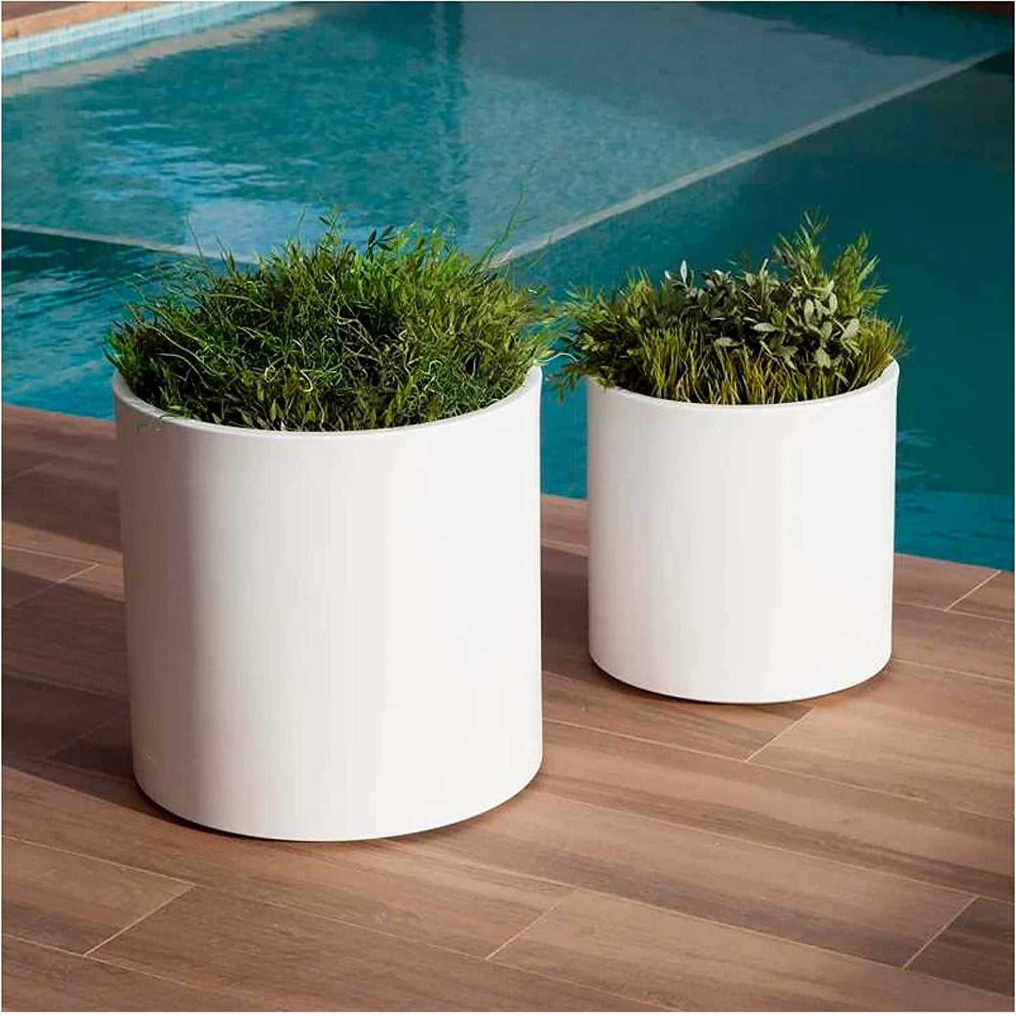 Elly Décor 12 inch Round Cylinder Plastic Planter with Drainage, Round Classic Smooth Texture, Lightweight & Extremely Durable 12" x 12" Cylinder Pot White
