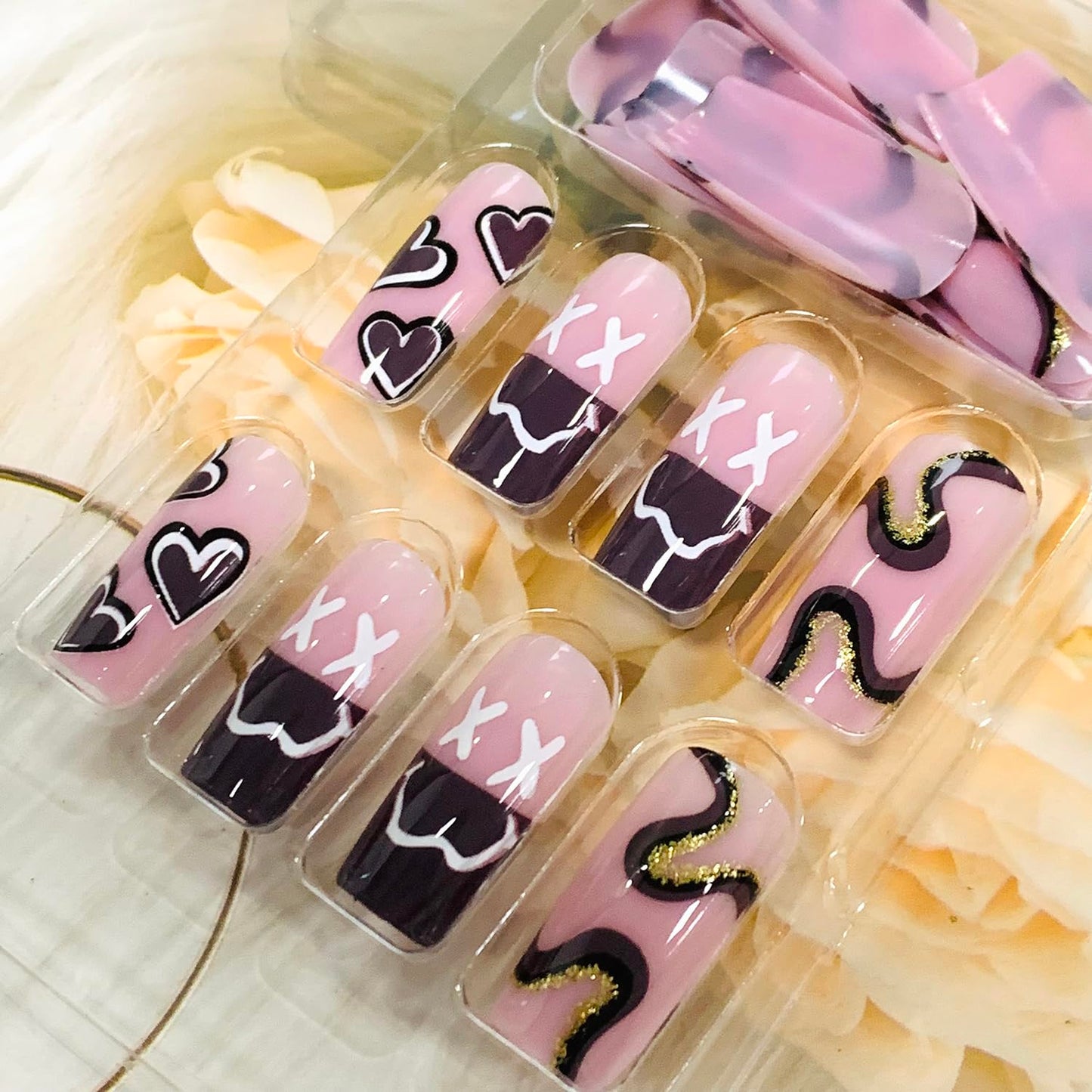 Press on Nails Square Medium Pink 24Pcs Glossy Full Cover Artificial Fake Nails with Heart Line Designs Reusable Coffin Acrylic False Nails Glue Stick on Fingernails with Charm for Women