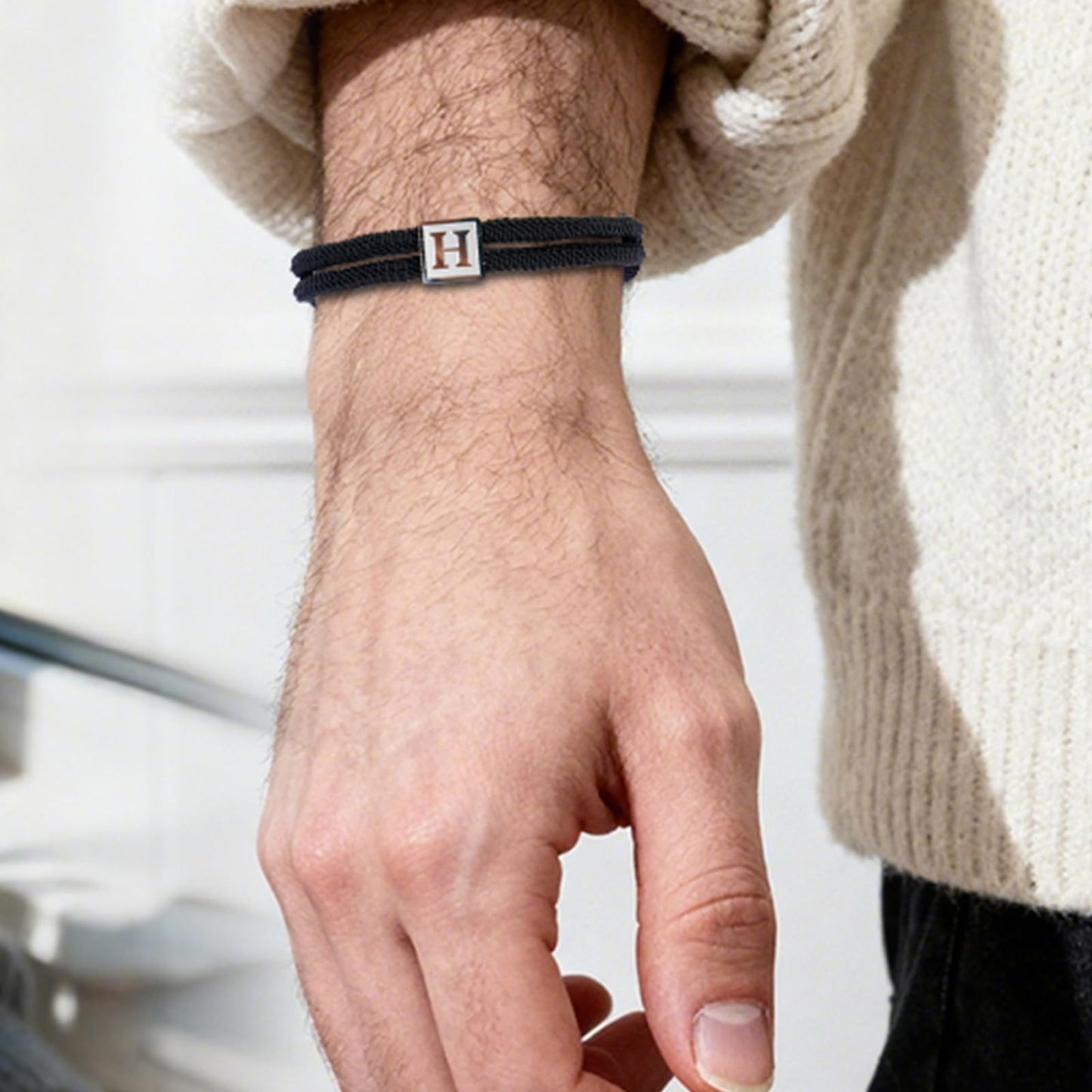 BHDJSHX 26 Letter Alphabet Bracelet (Letter Z) - Adjustable Black Rope Initial Jewelry for Couples, Friends & families