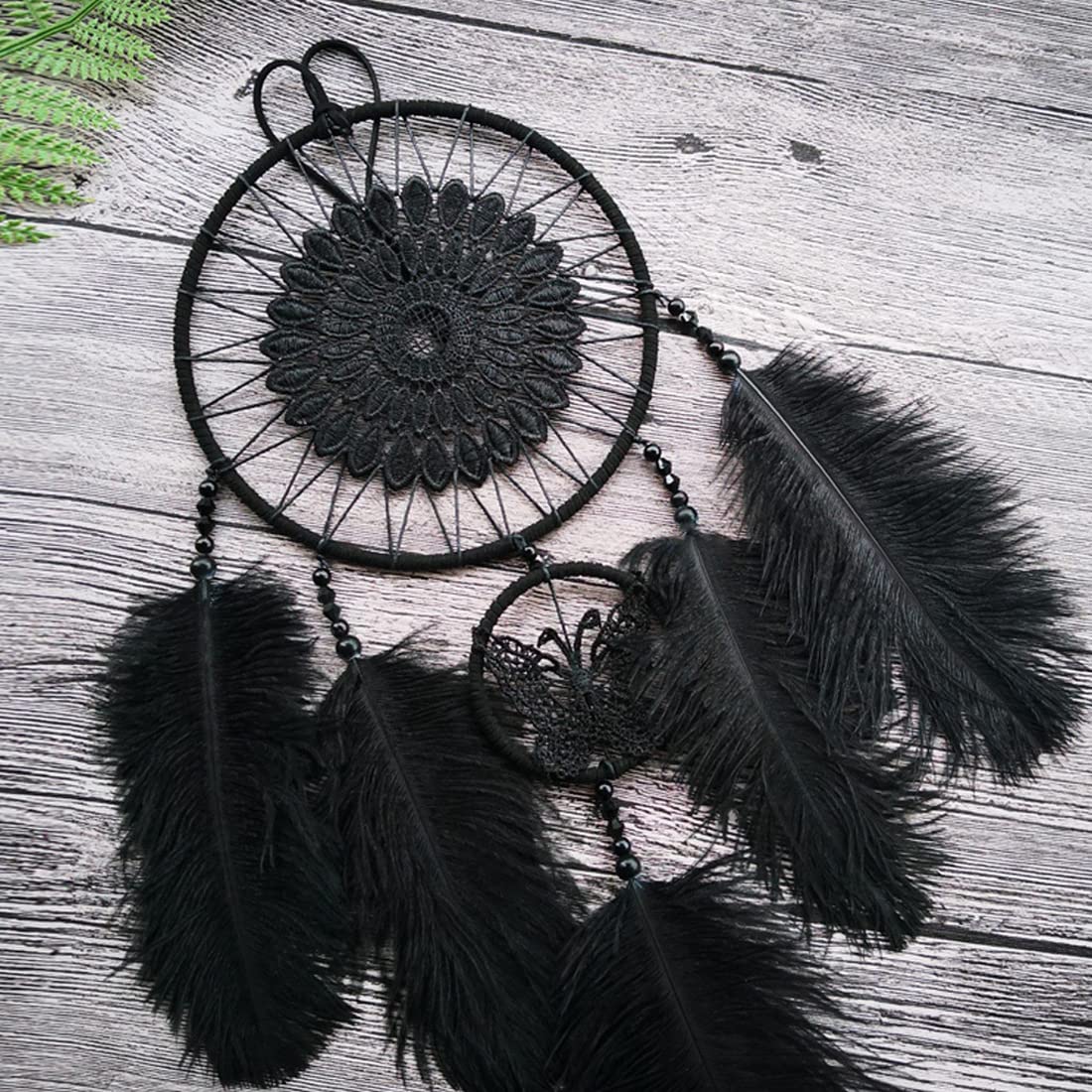 MARRTEUM 8-10 Inch Natural Ostrich Feathers for Party, Wedding, Masquerade and Home Decorations(10 PCS Black and 10PCS White)