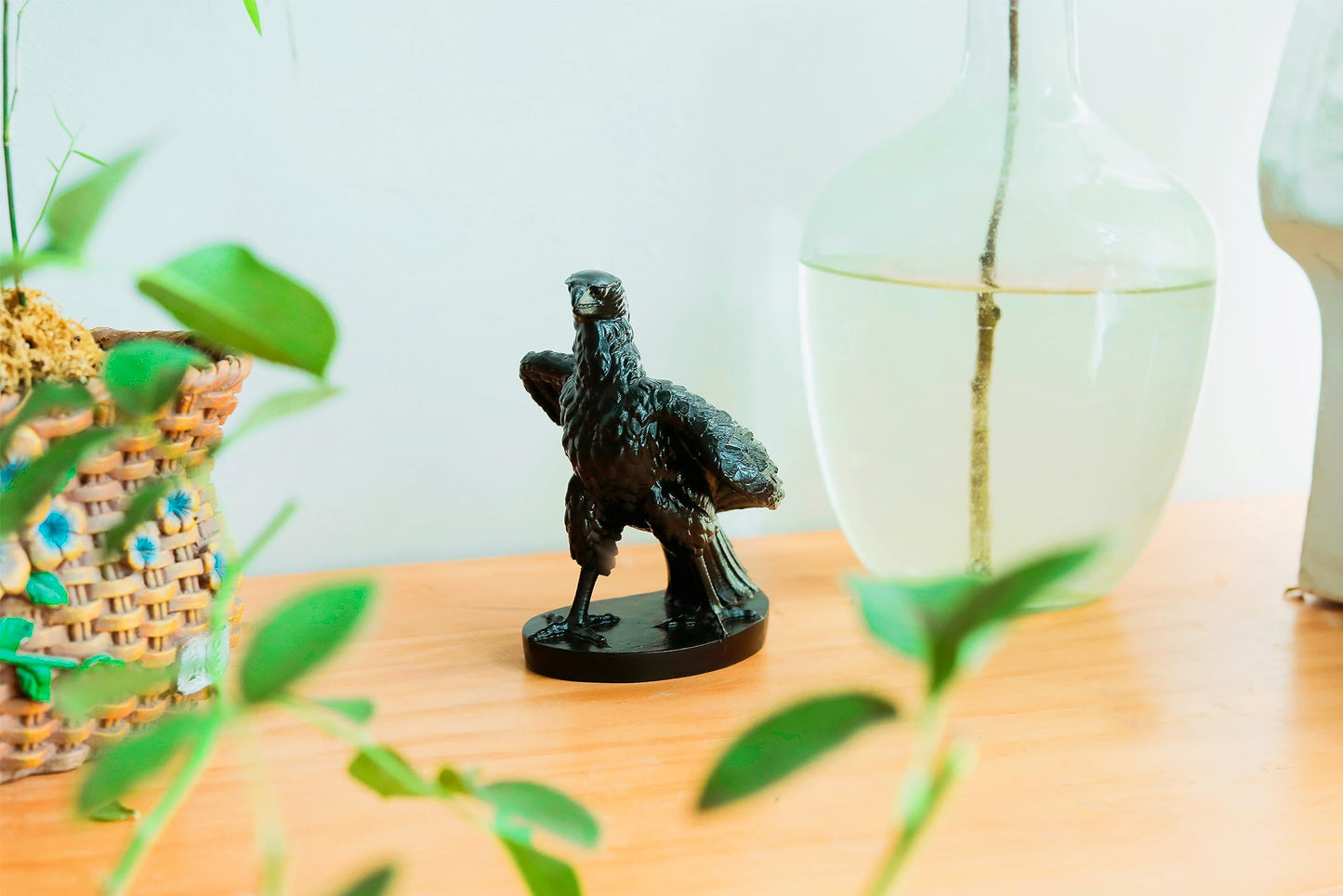 EASCHEER Eagle Statue 5.11" Gothic Black Bird Decor Eagle Figurine Falcon Statue Collectible Figurine…