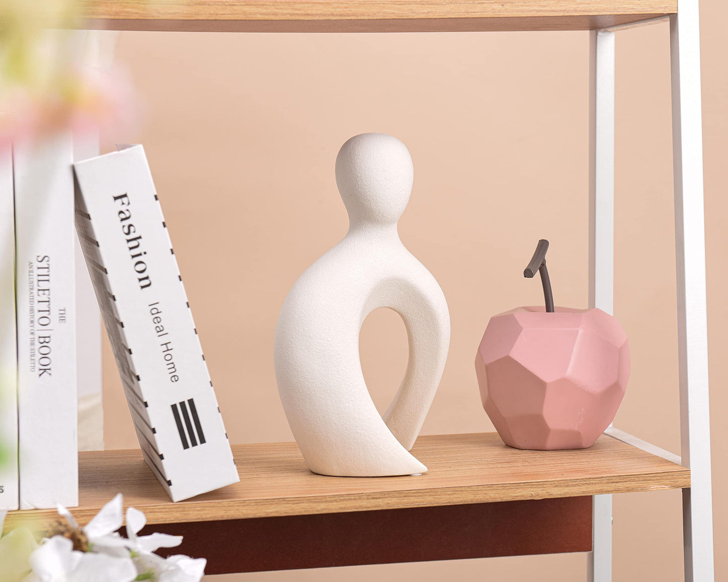 Quoowiit Ceramic Couple Sculptures for Home Decor, Abstract Lover Statue for Shelf, Office, Living Room, Bedroom, Gifts for Anniversary, Valentine's Day, Birthday (White)