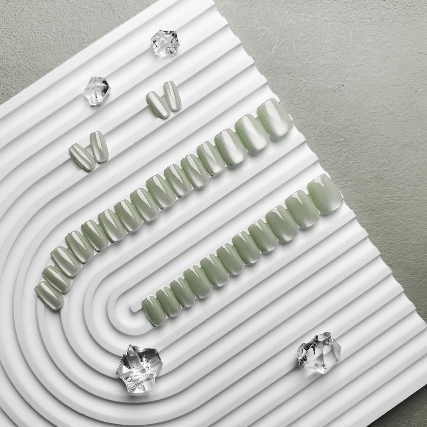 KQueenest Cat Eye Press on Nails Short, 30 Pcs Acrylic Press on Nails Square, Glass Pastel Matcha Green Fake Nails Press on Short, Sparkly Chrome Design, Reusable Soft Gel Glue on Nails for Women Gift