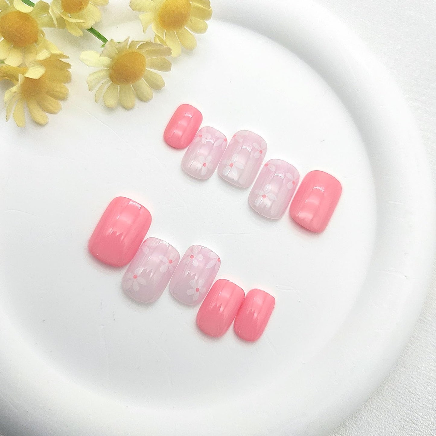 Square Press on Nails Short Fake Nails with Flower Designs Nails Press ons Pink Glue on Nails Glossy Acrylic Nails Simple False Nails Spring Summer Stick on Nails for Women 24 Pcs
