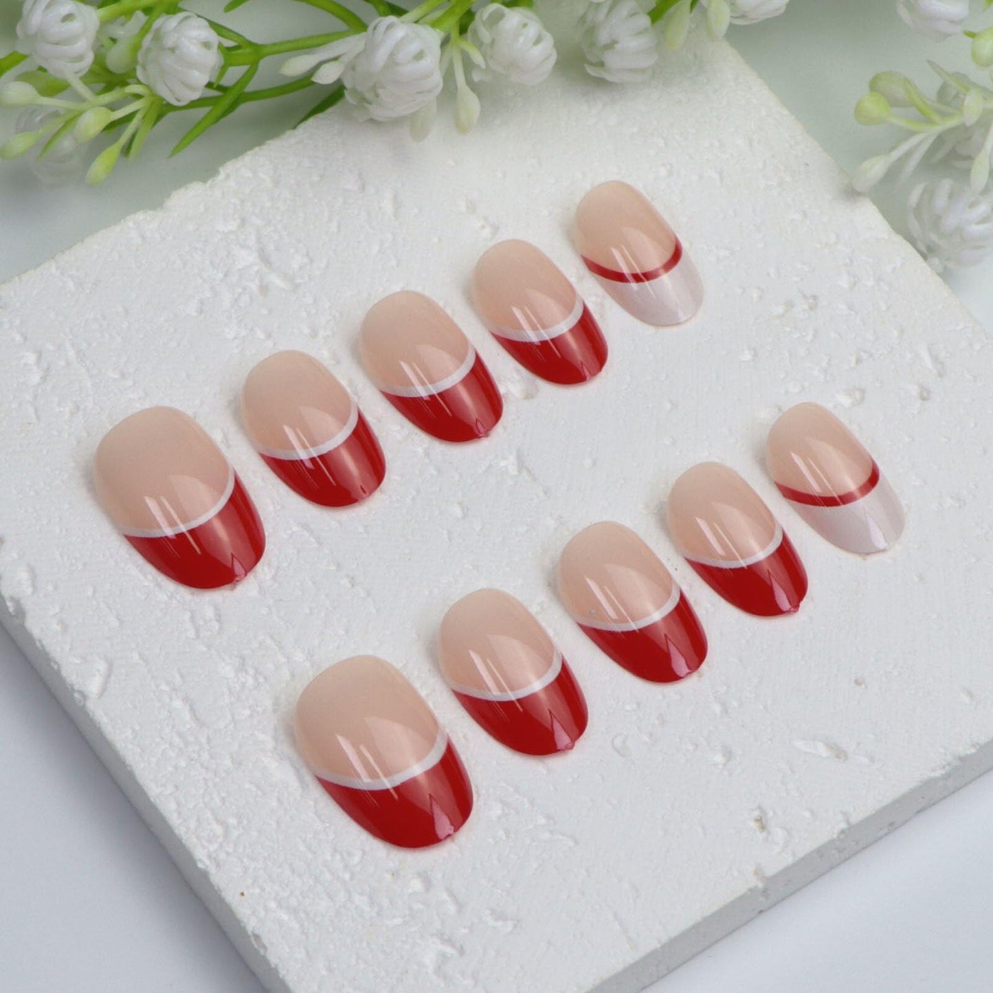Press on Nails Short Oval Fake Nails with Red White French Designs Round Nude Nails Press ons Winter Acrylic Nails for Women 24 Pcs