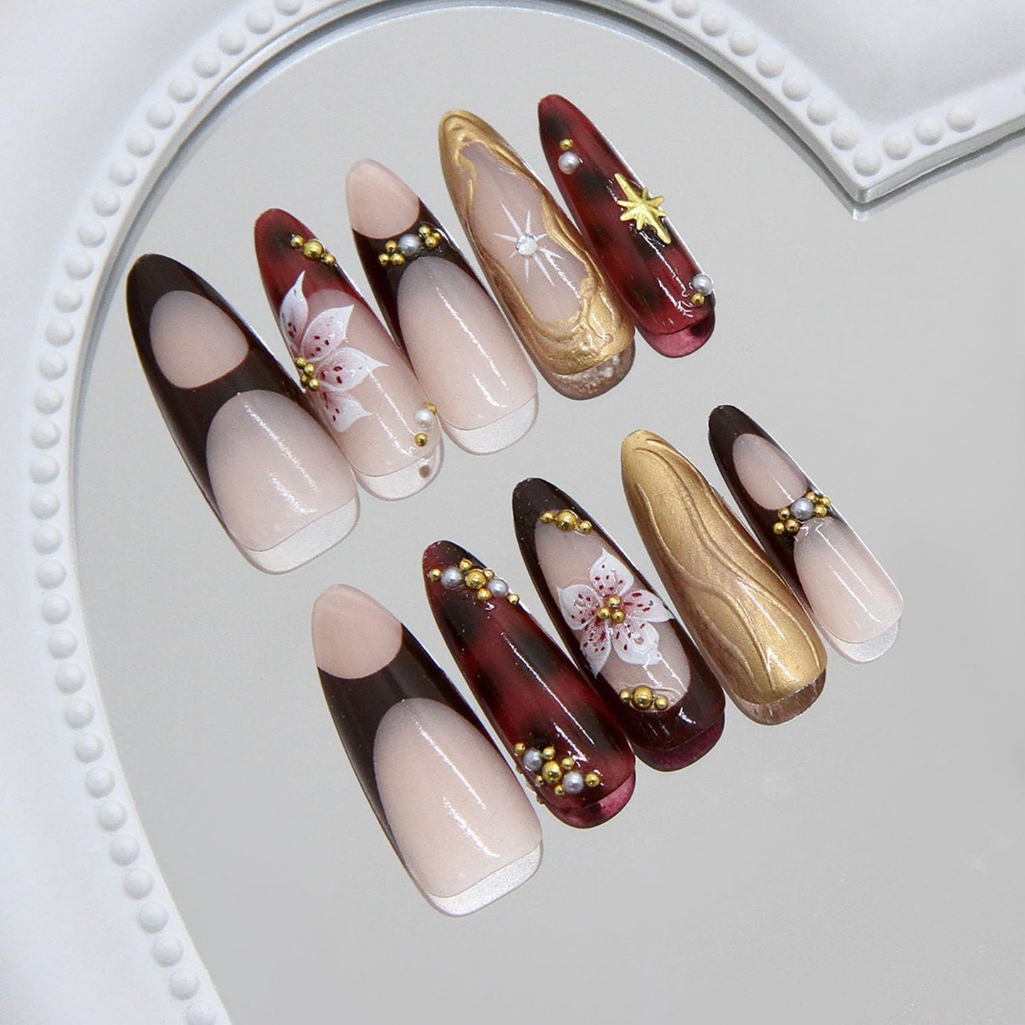 RUOKEXIN Long Press on Nails Almond Fake Nails French Tip False Nails with 3D Gold Designs Stiletto Nail Press ons Sparkly Artificial Nails for Women 24Pcs
