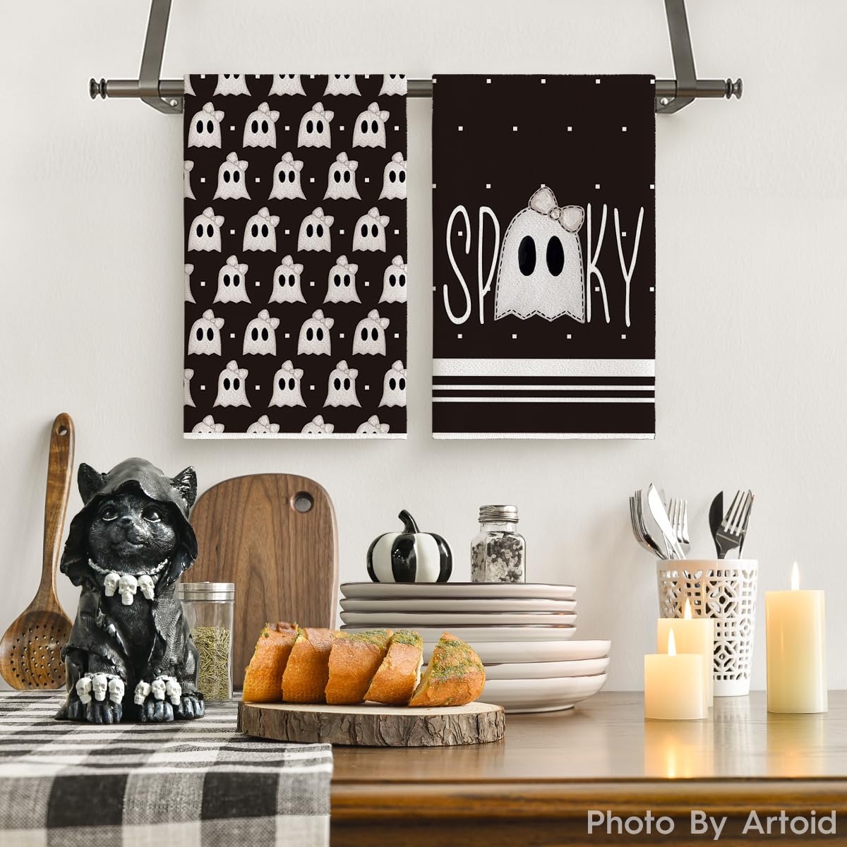 Artoid Mode Black Ghost Spooky Halloween Kitchen Towels Dish Towels, 18x26 Inch Bow Knot Decoration Hand Towels Set of 2