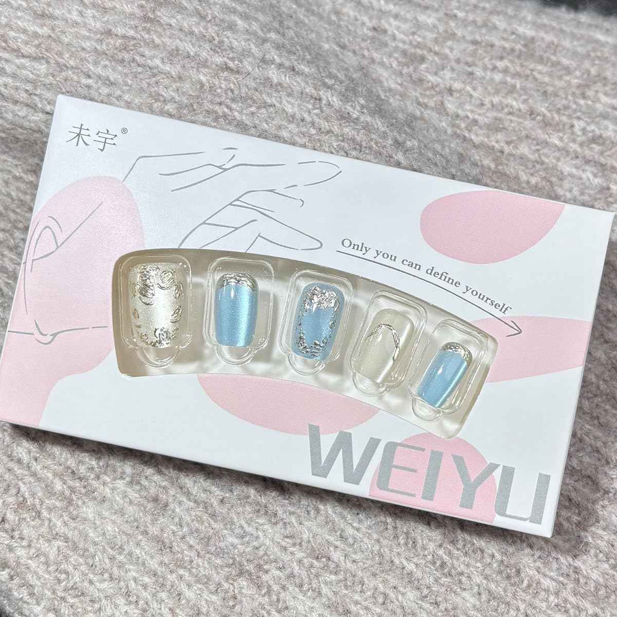 Square Press on Nails Short Fake Nails with 3D Gold Silvery Flowers Design Glitter Blue French False Nails Glossy Acrylic Glue on Nails Full Cover Spring Floral Stick on Nails for Women 30Pcs