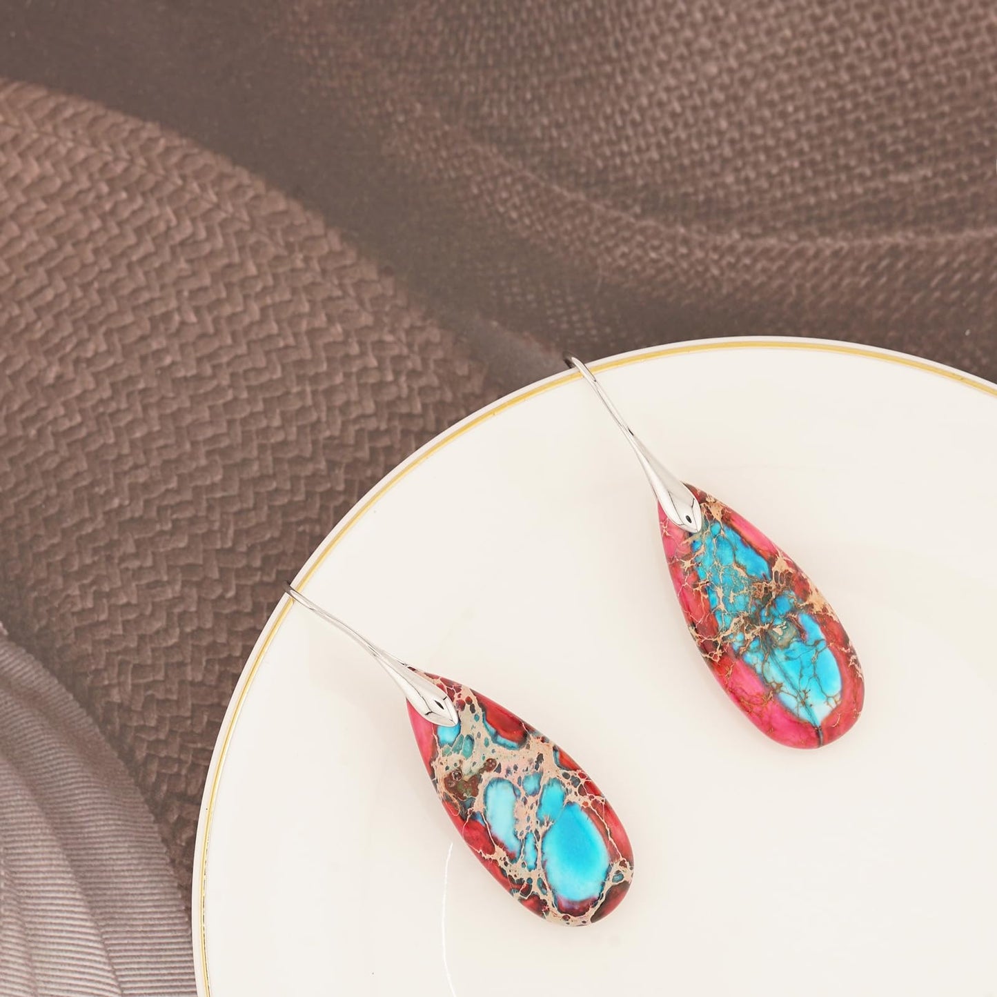 Sriomu Natural Healing Stone Fishhoop Dangle Drop Earrings Statement Gold silver earrings