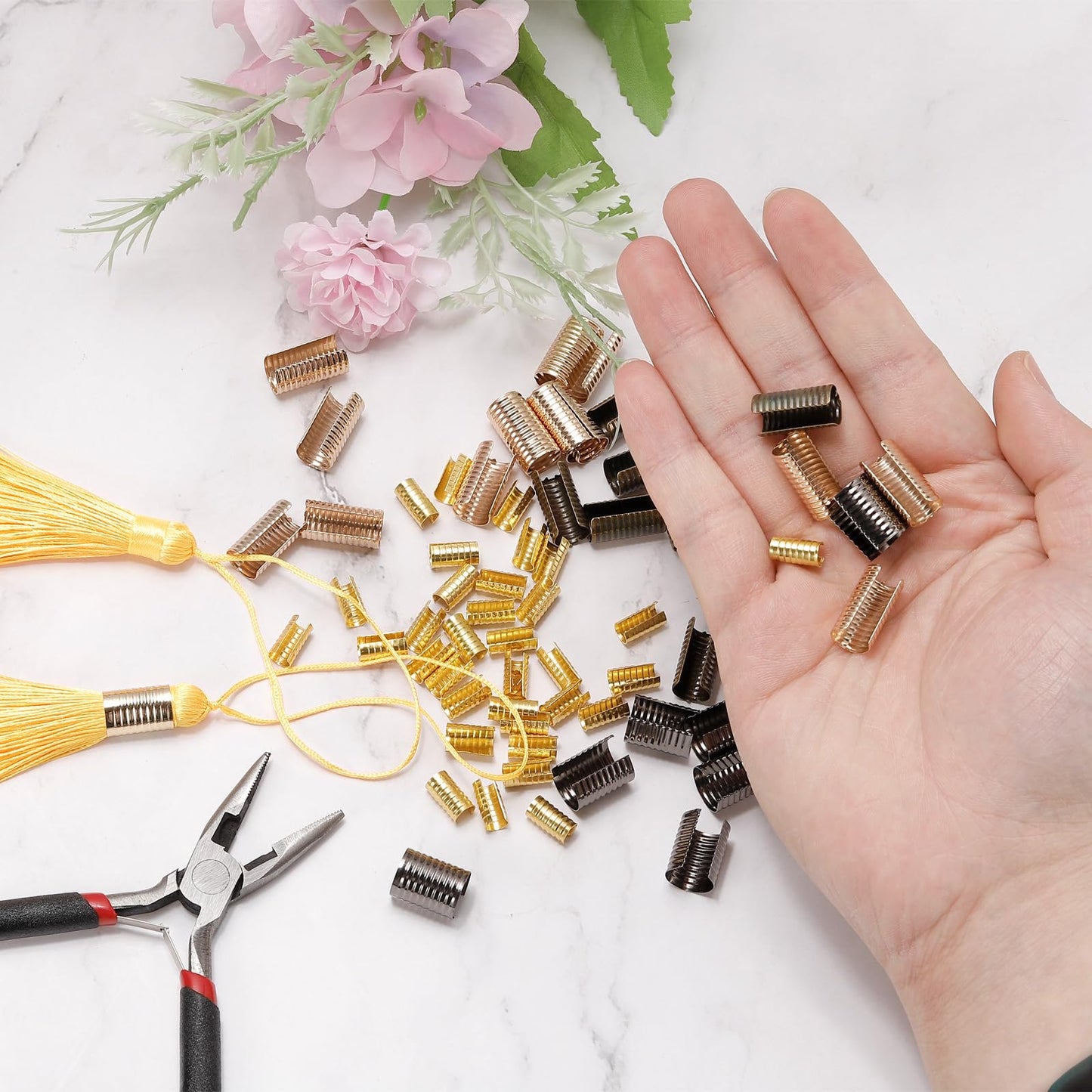 uxcell Leather Rope Clip, 100Pcs Cylindrical Crimping Cord Crimps Foldable String Leather Cord Fastener for DIY Lanyard, Tassel, Jewelry Making, Golden