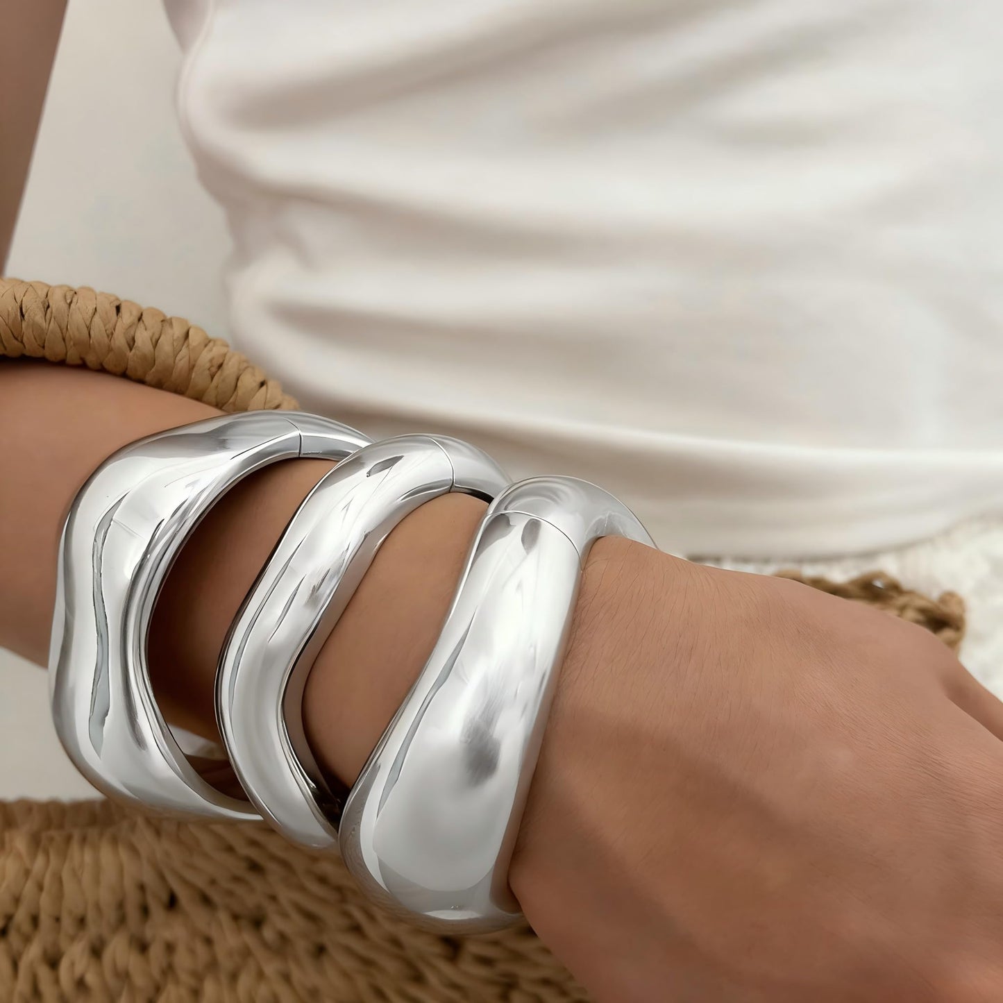 Chunky Silver Bangle Bracelets for Women, 14k Silver Plated Dainty Cuff Stackable Bangles Set, Trendy Bracelet Stack Fashion Jewelry Gifts (05-Silver)