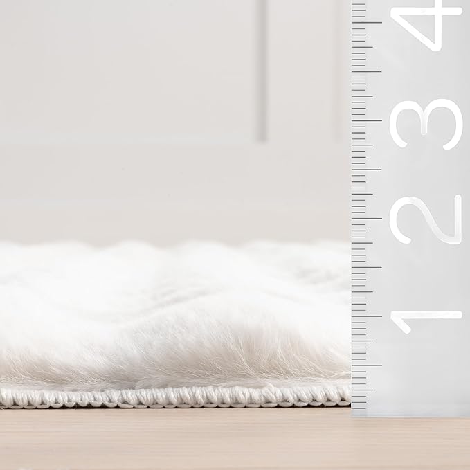 nuLOOM 3'9" x 6' Cozy Plush SuperiorWash Area Rug, Machine Washable, Non-Slip, Soft Fluffy Shag Carpet for Living Room Bedroom Kids Room Nursery Home Decor, Jeni White