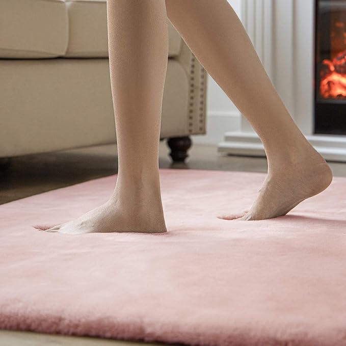 Ashler Faux Fur Rug, Ultra Soft Faux Rabbit Fur, Pink Area Rugs, 6 x 9 Feet Rectangle, Machine Washable Nursery Decor Throw Rugs for Bedroom, Kids Room, Living Room